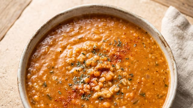 Ezogelin Çorbası (Red Lentil and Bulgur Soup)