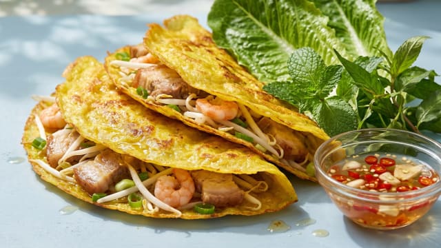 Bánh Xèo (Crispy Savory Rice Crepes)
