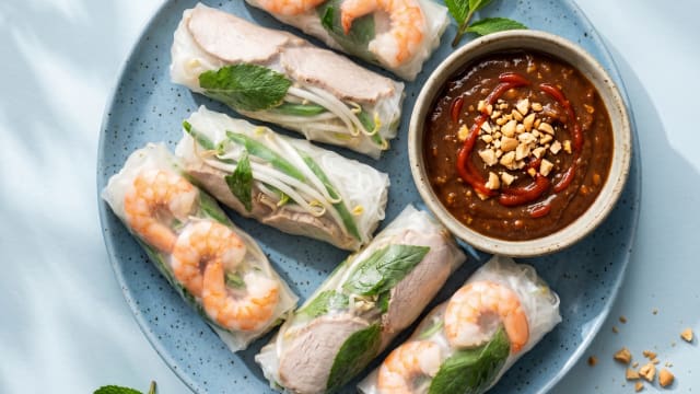 Gỏi Cuốn (Fresh Spring Rolls with Peanut-Hoisin Sauce)