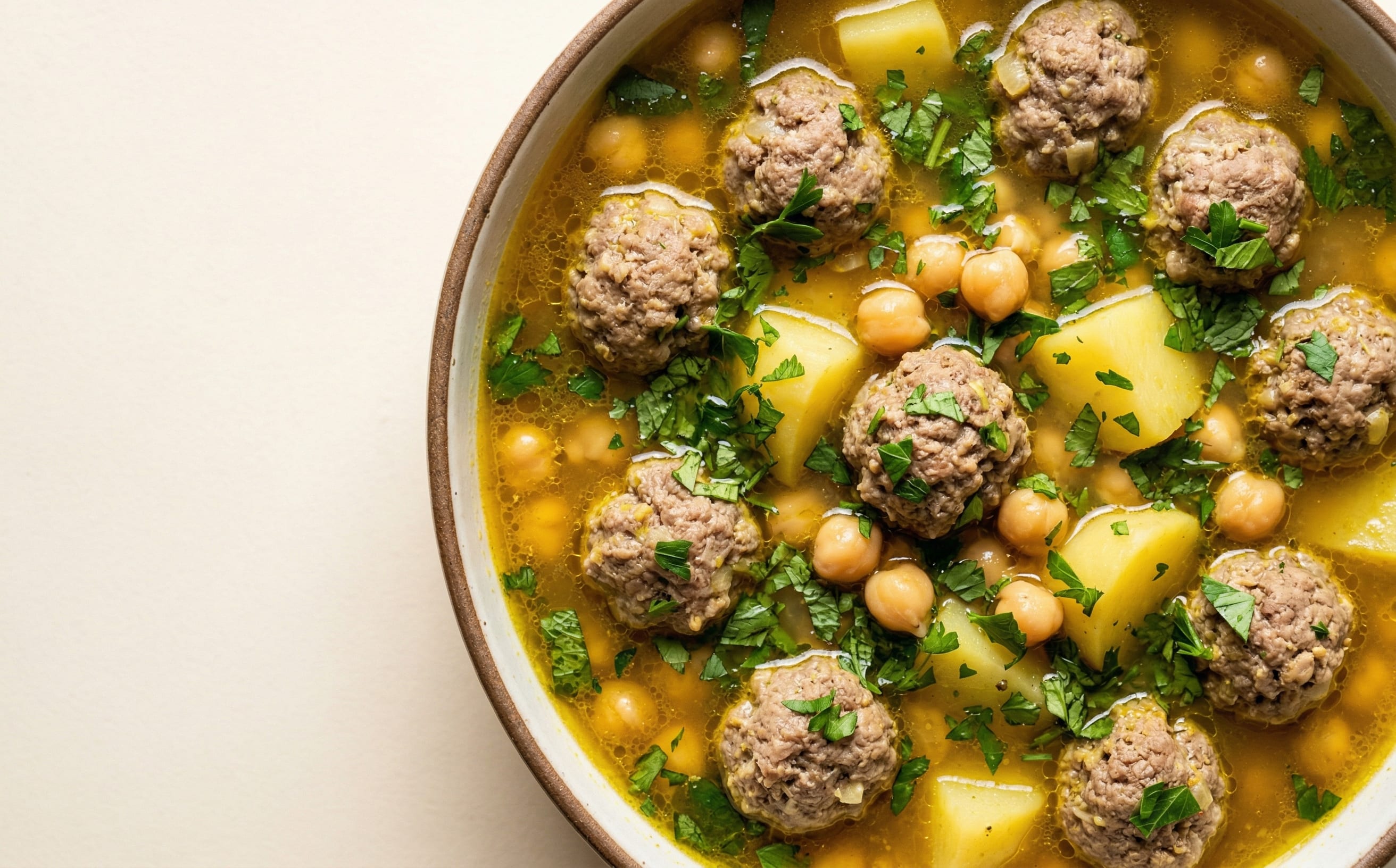 Küftə Bozbaş (Lamb Meatball Soup)