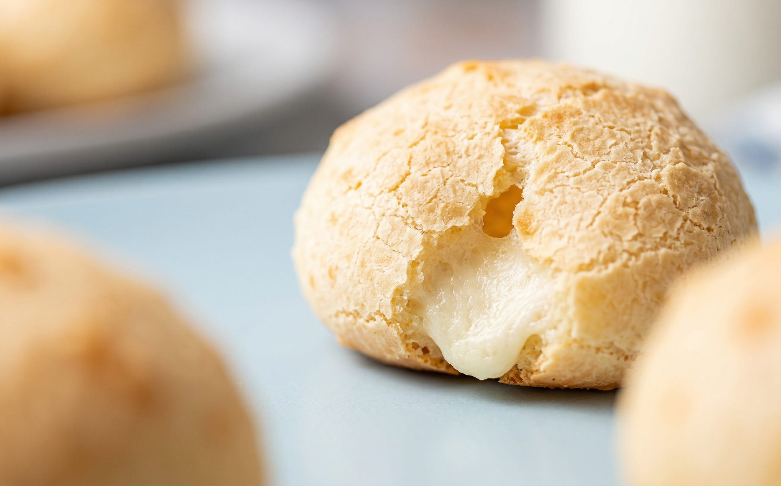 Pão de Queijo (Brazilian Cheese Bread)