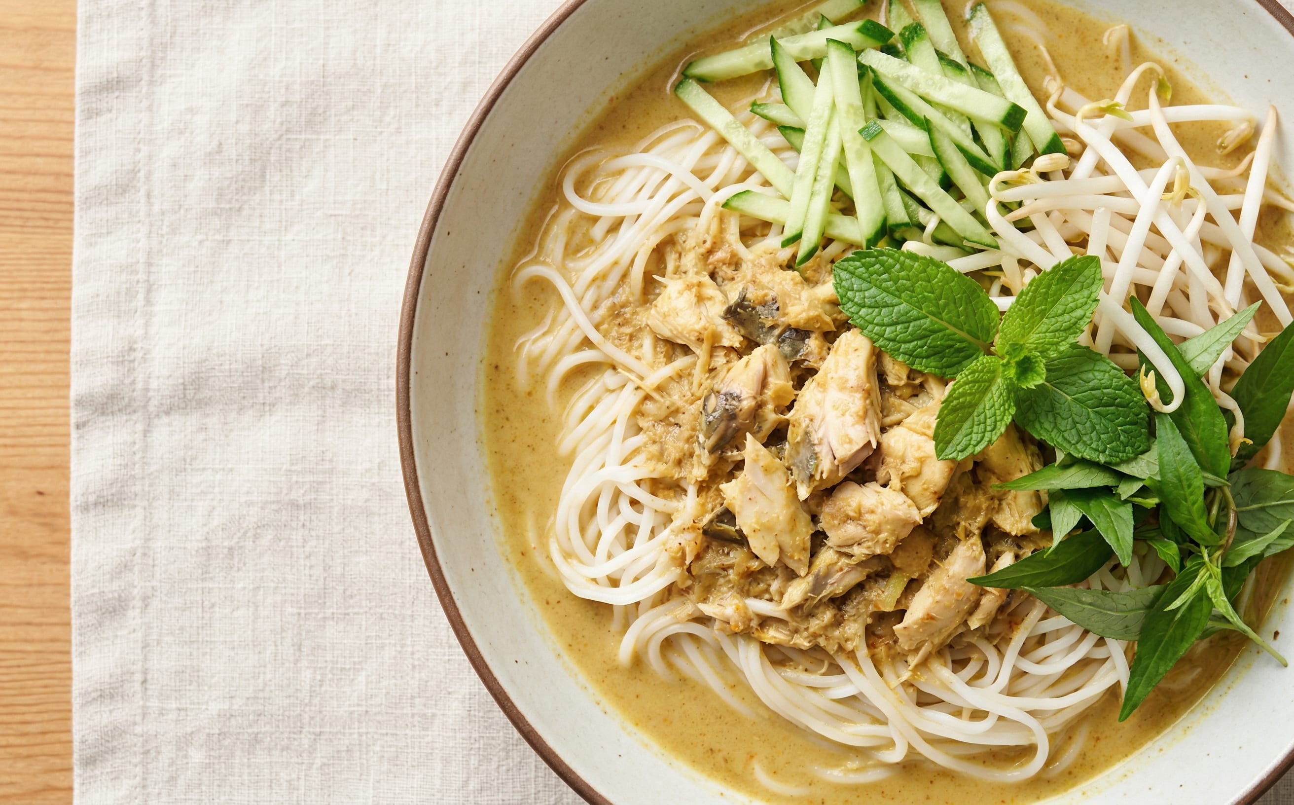 Nom Banh Chok (Khmer Fish Curry Noodles)
