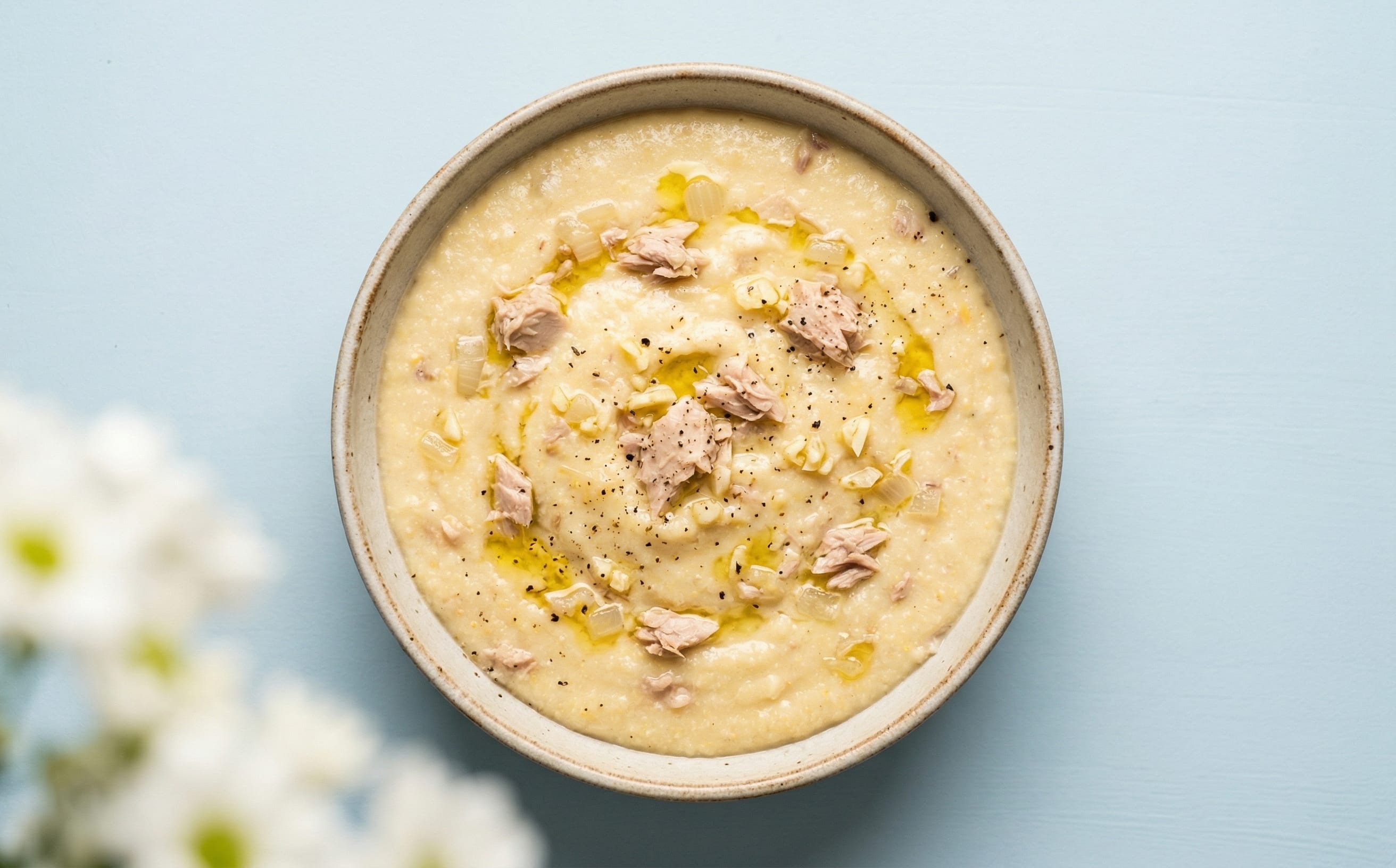 Xerém com Atum (Creamy Cornmeal with Tuna)