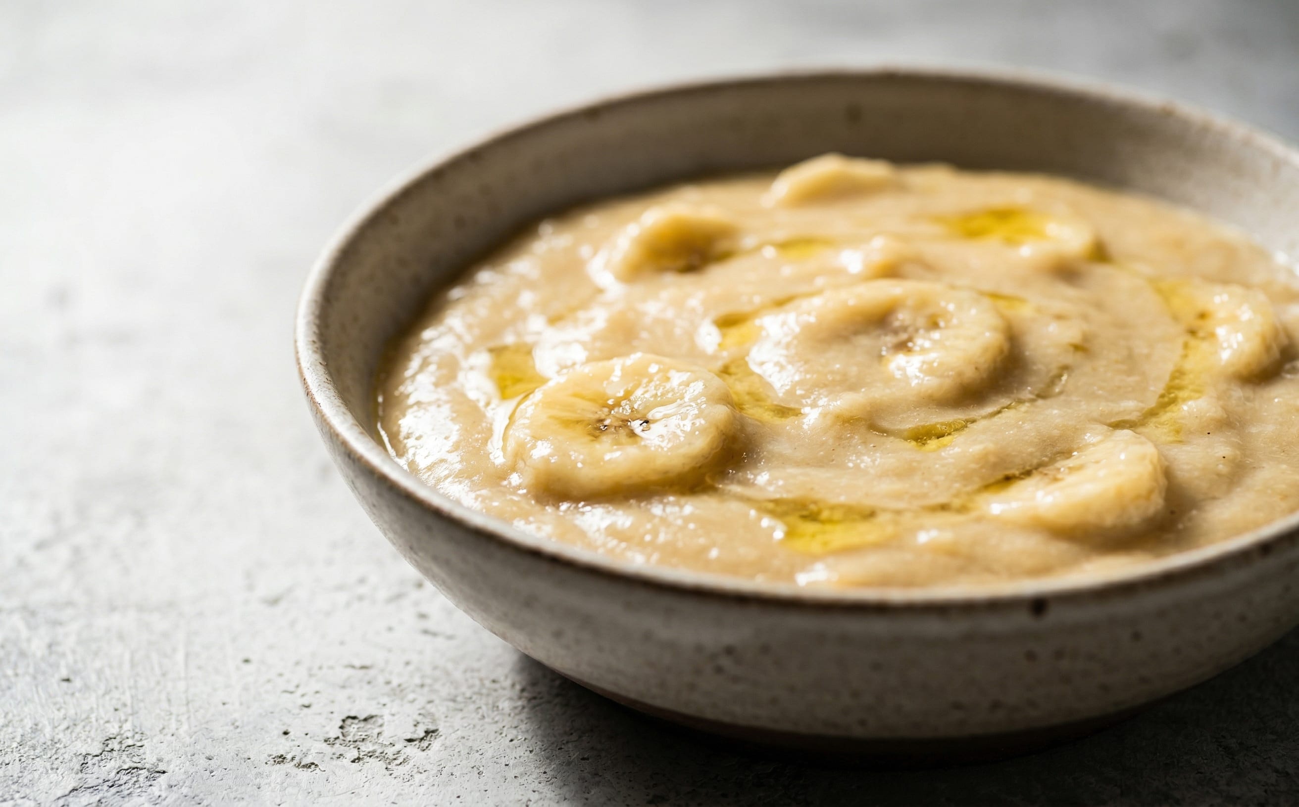 Banana Poke (Banana and Coconut Pudding)