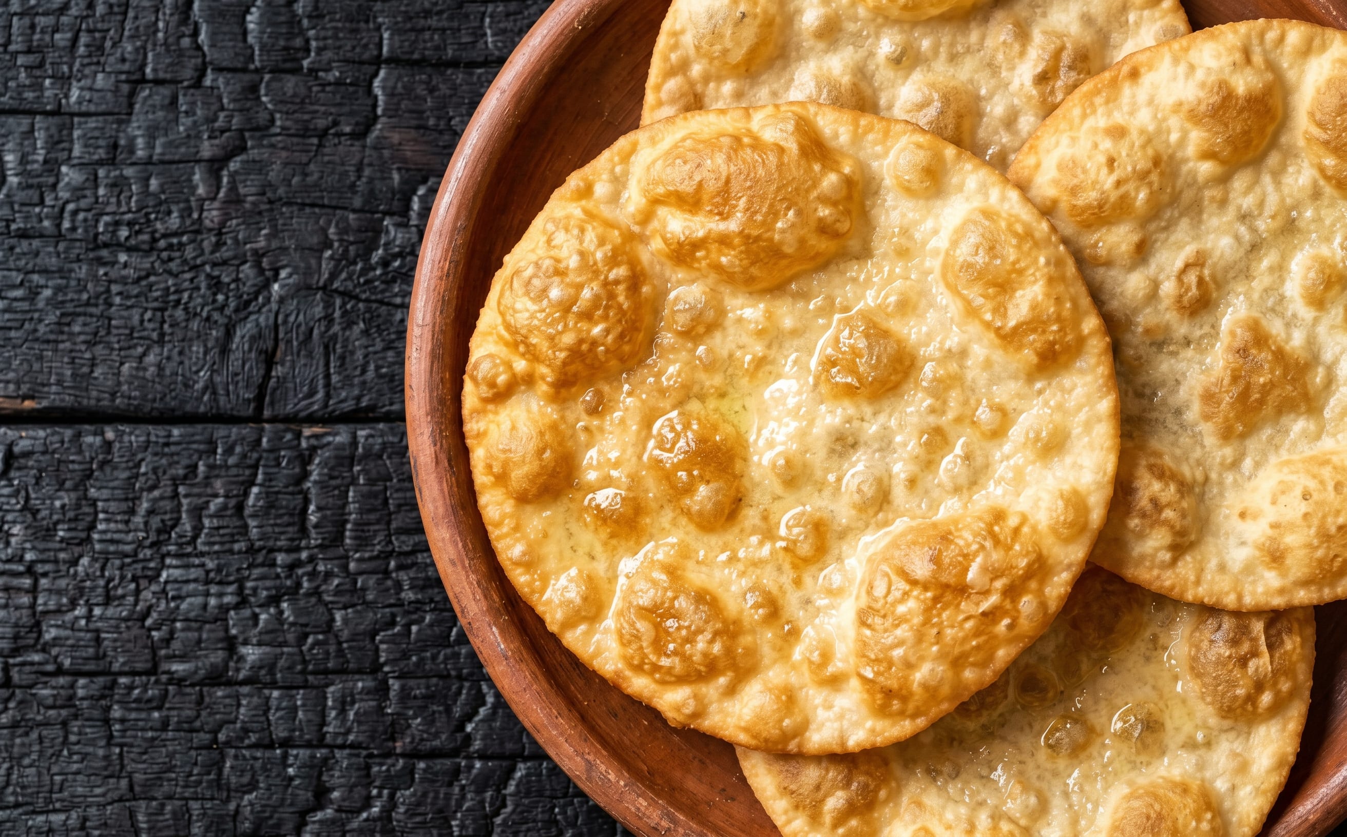 Yaniqueques (Crisp Fried Dough)