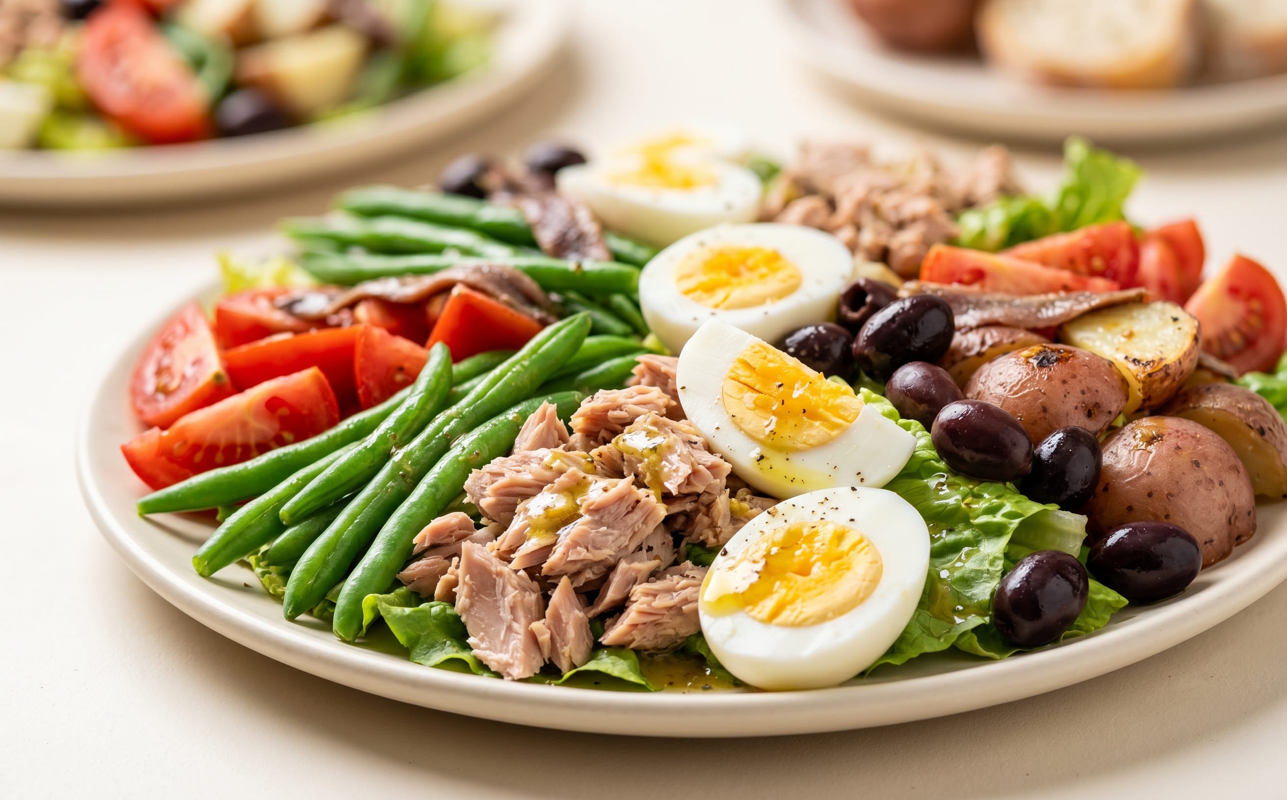 Salade Niçoise (Niçoise Salad)