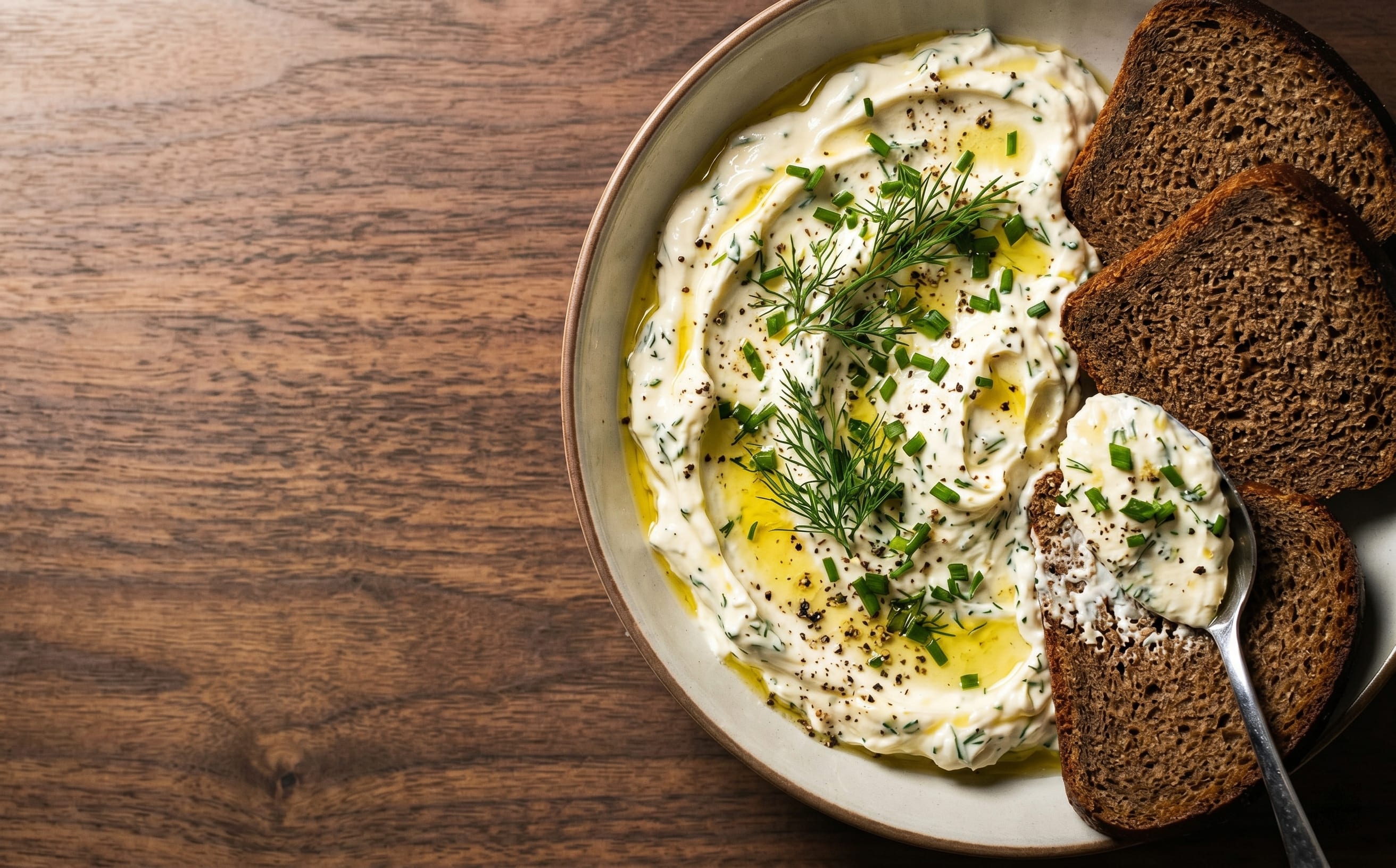 Kastinys (Whipped Sour Cream and Butter Spread)