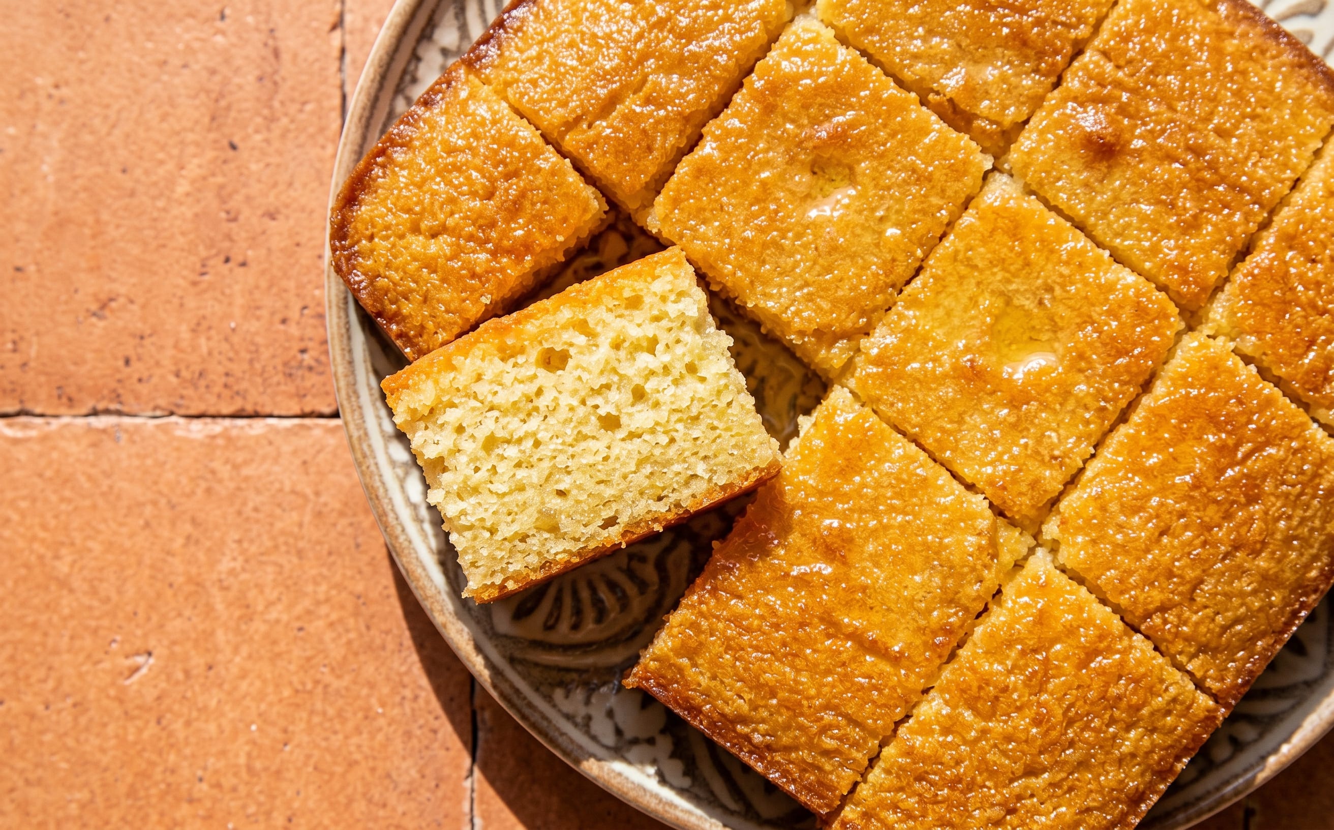 Ravanija (Semolina Syrup Cake)