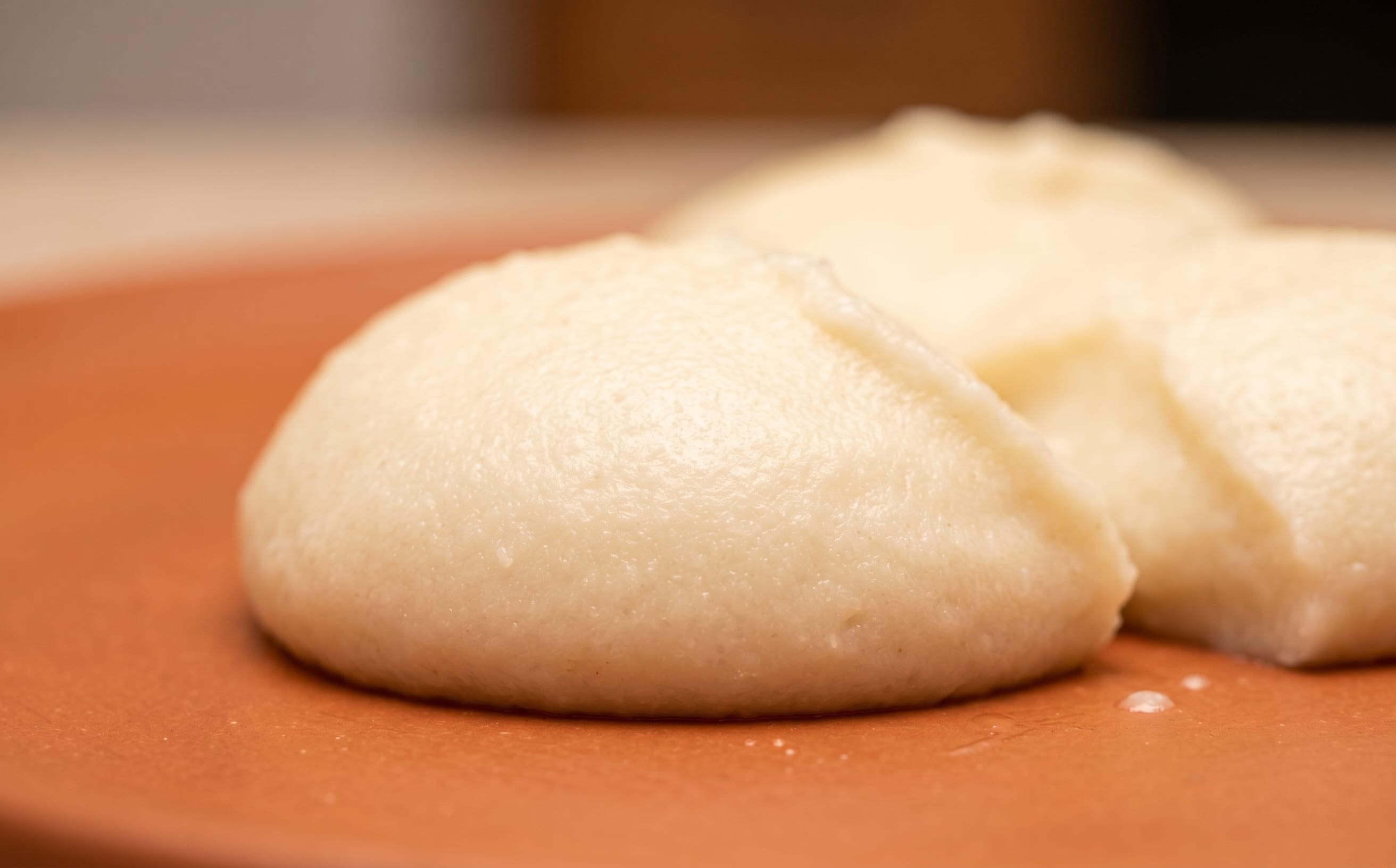 Kondowole (Stiff Cassava Porridge)