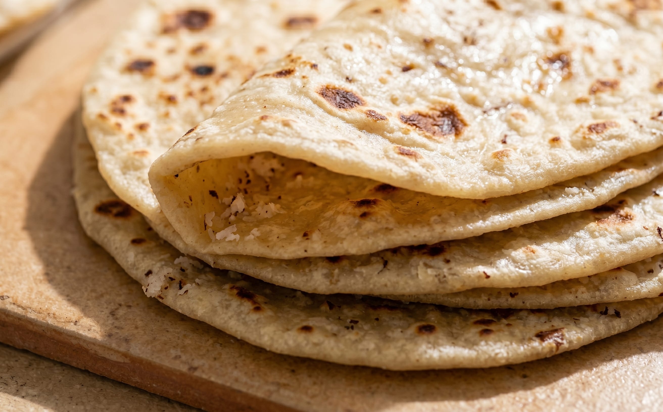Huni Roshi (Coconut Flatbread)