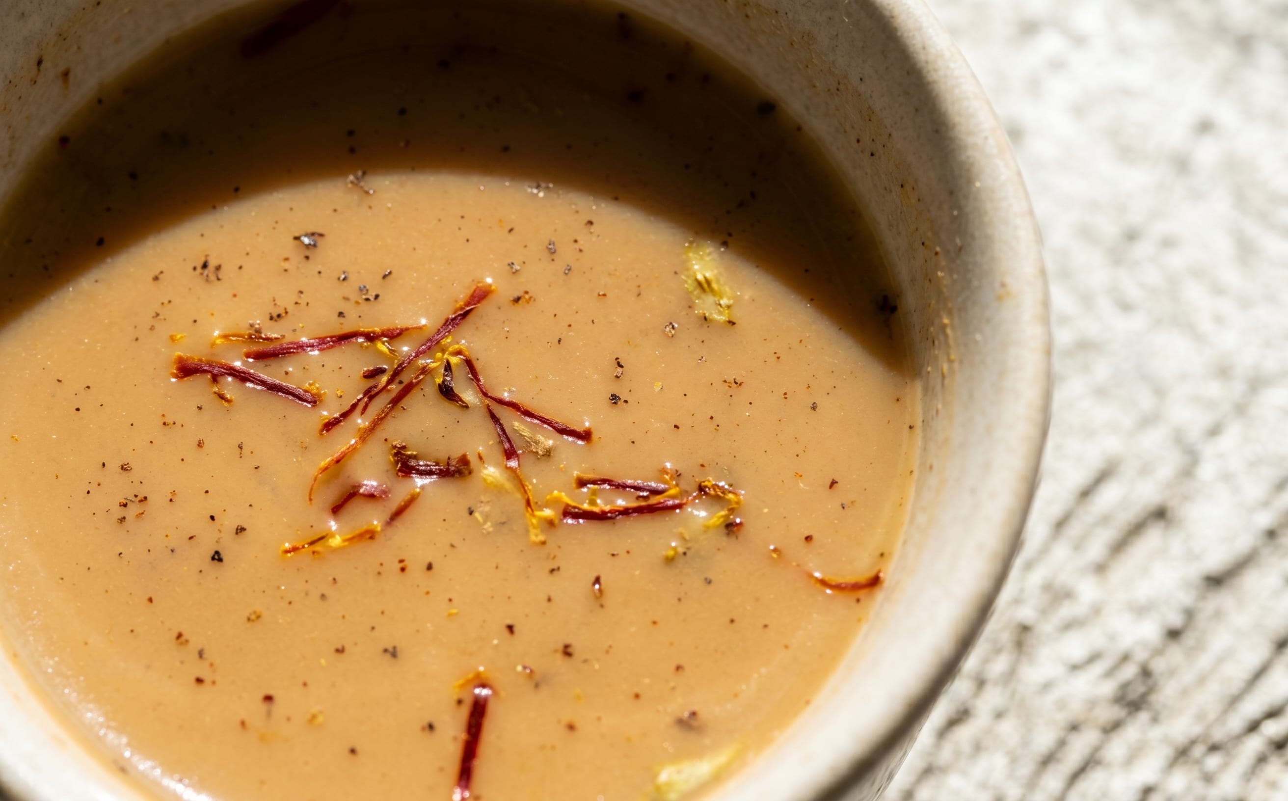 Qahwa Saudiyya (Saudi Coffee with Cardamom and Saffron)