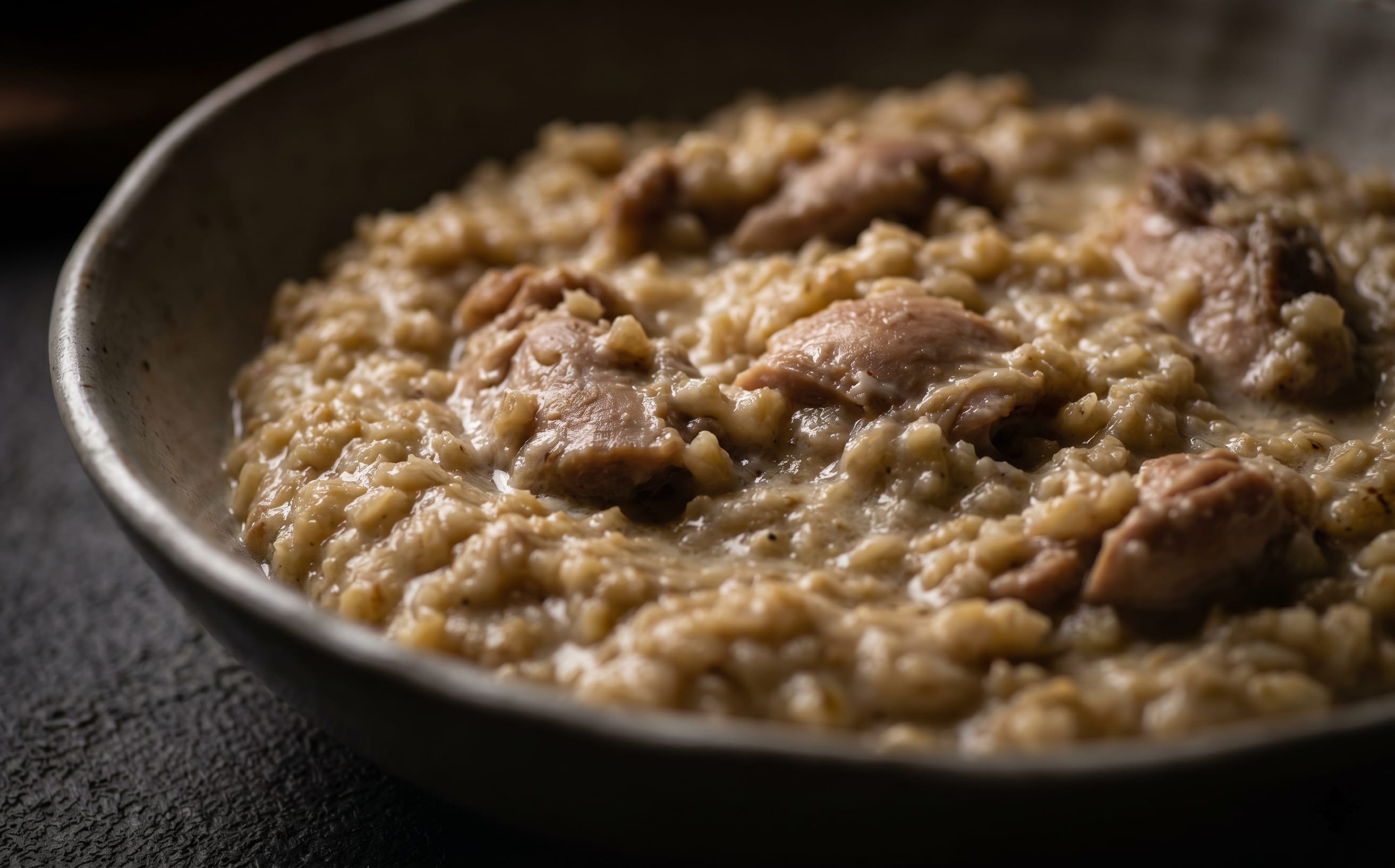 Jareesh (Cracked Wheat with Chicken and Yogurt)