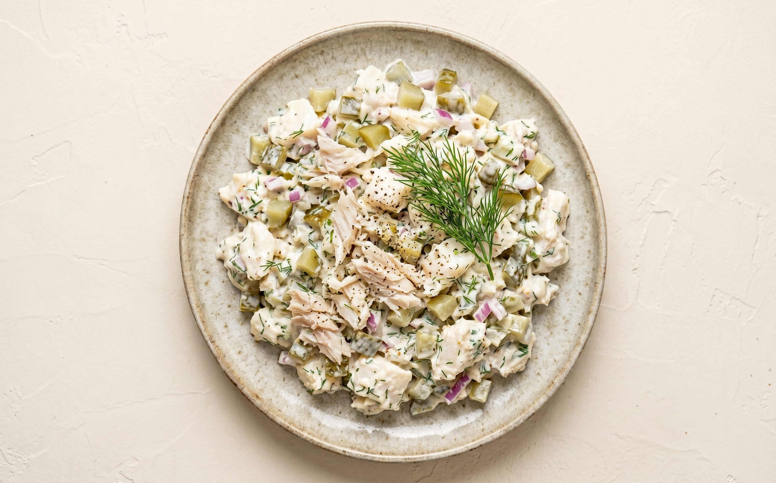 Treska v Majonéze (Cod Salad with Pickles)