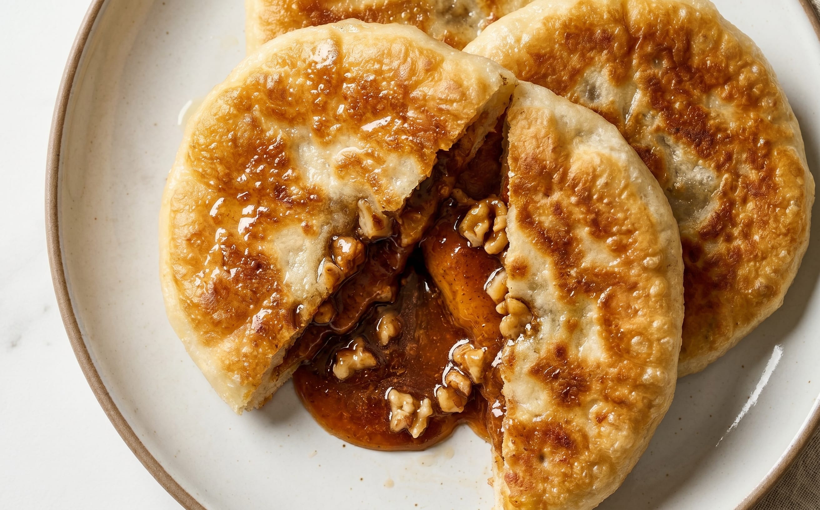 Hotteok (Sweet Filled Pancakes)