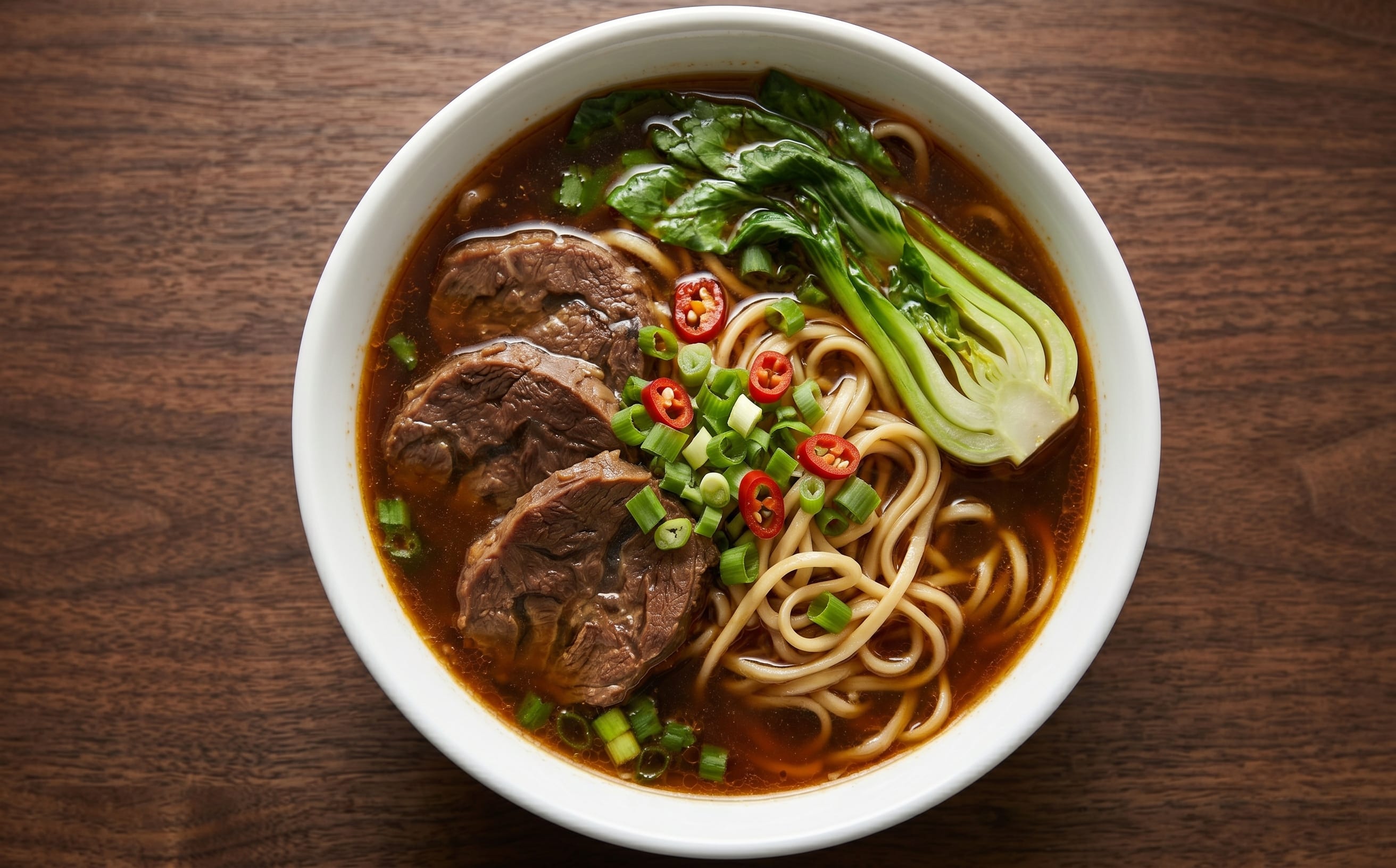 Niu Rou Mian (Taiwanese Beef Noodle Soup)