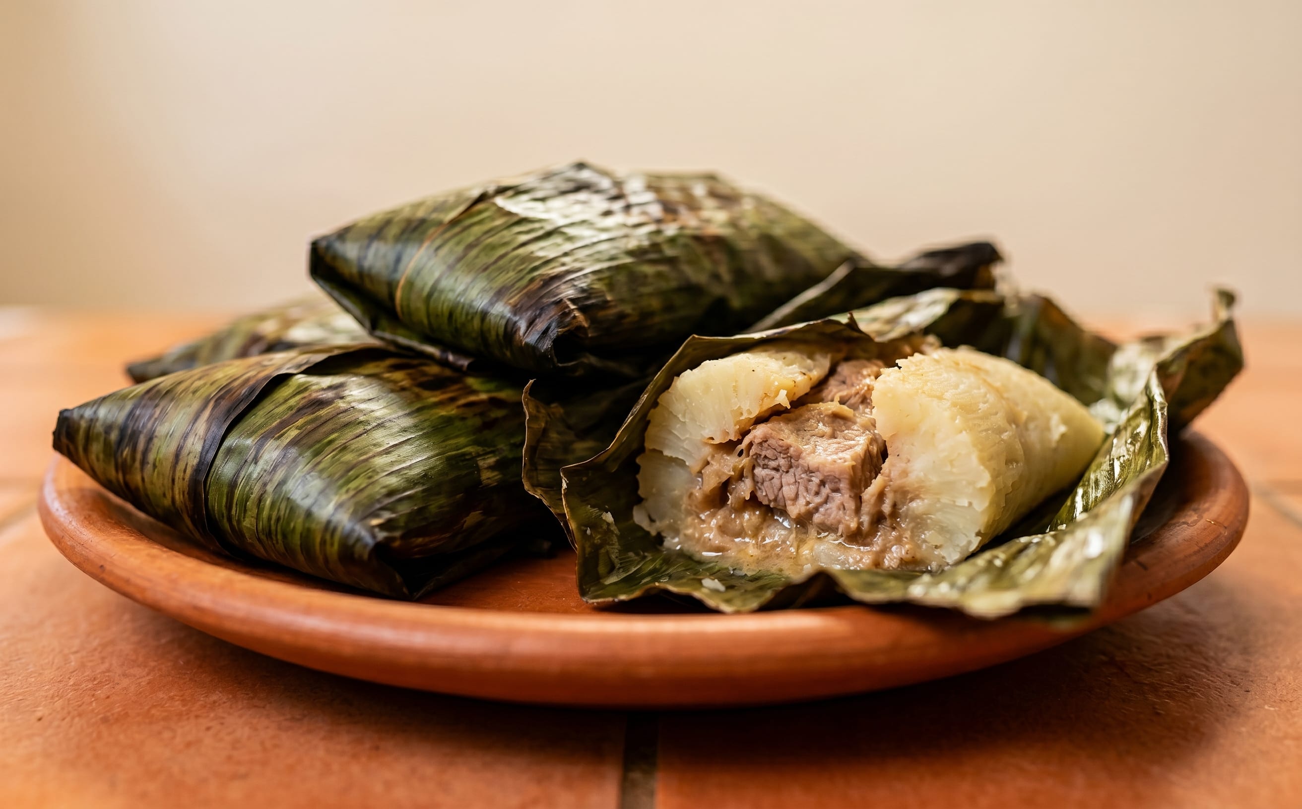 Tuluk (Cassava Parcels with Pork)