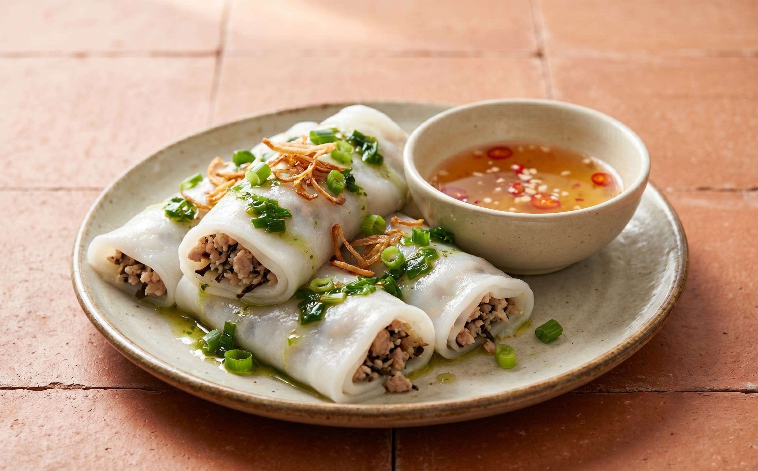 Bánh Cuốn (Steamed Rice Rolls with Pork and Mushrooms)