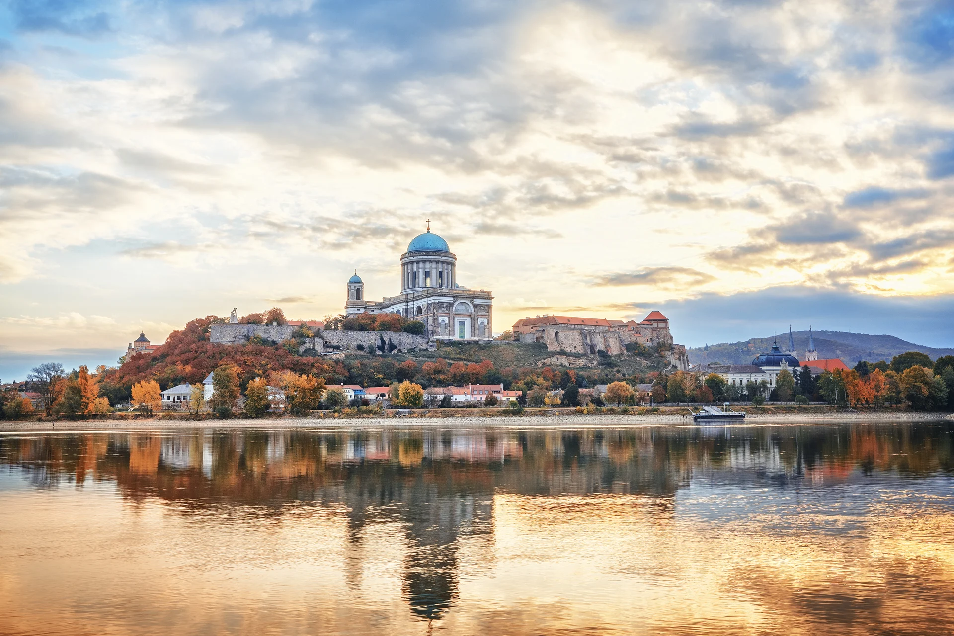 FIXES HEADER - Veloflussfahrt Donau Passau - Budapest.