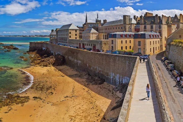 Fixes Header / Veloferien Bretagne - Saint-Malo