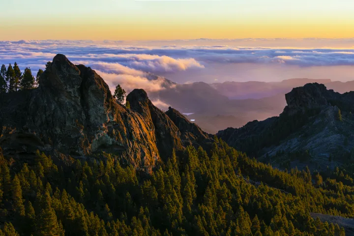 Malerische Berglandschaften und Naturpark Roque Nublo - Gran Canaria.