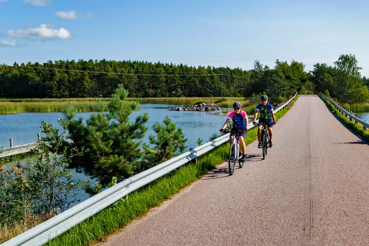 FIXES HEADER - Finnland Velo Brücke Inselhüpfen