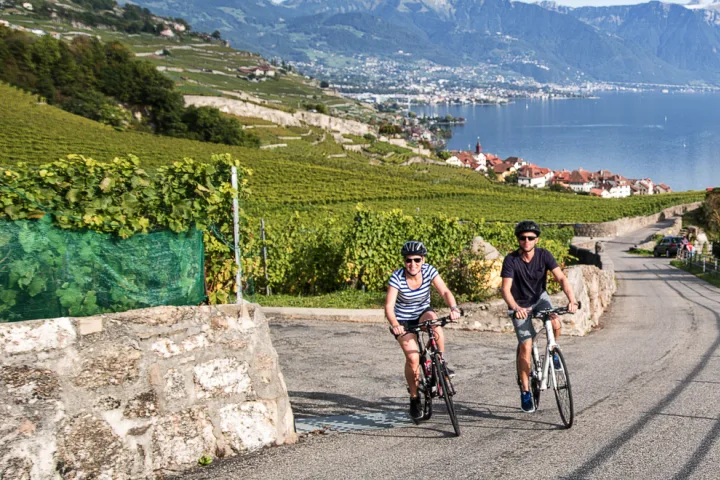 Individuelle Veloreise Genfersee Rundfahrt