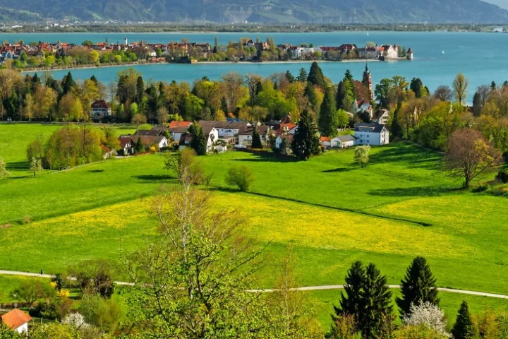 Blick auf Lindau auf der individuellen Veloreise Bodensee.