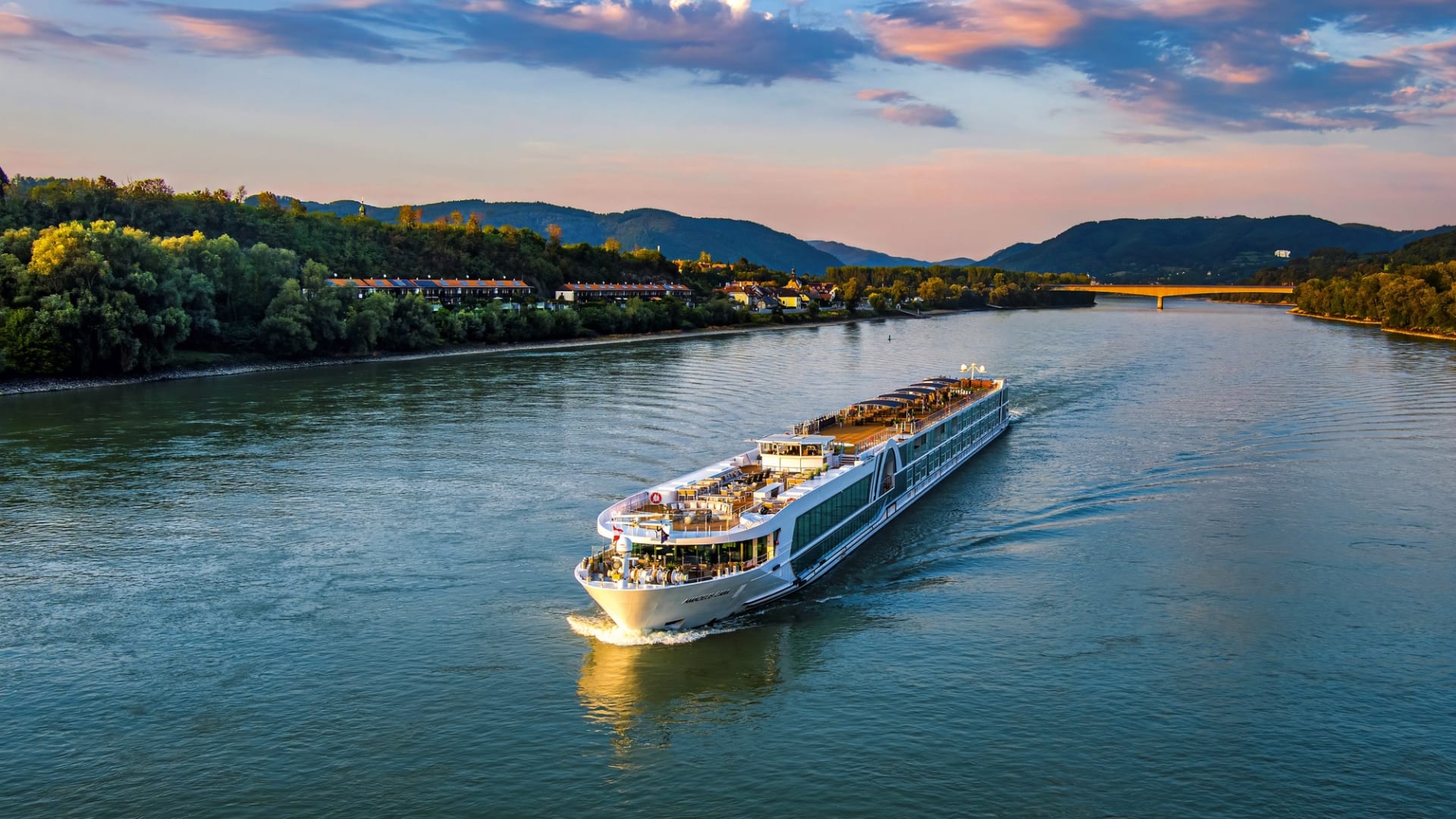 Flussfahrt & Elektroveloreise Tulpenkreuzfahrt Holland