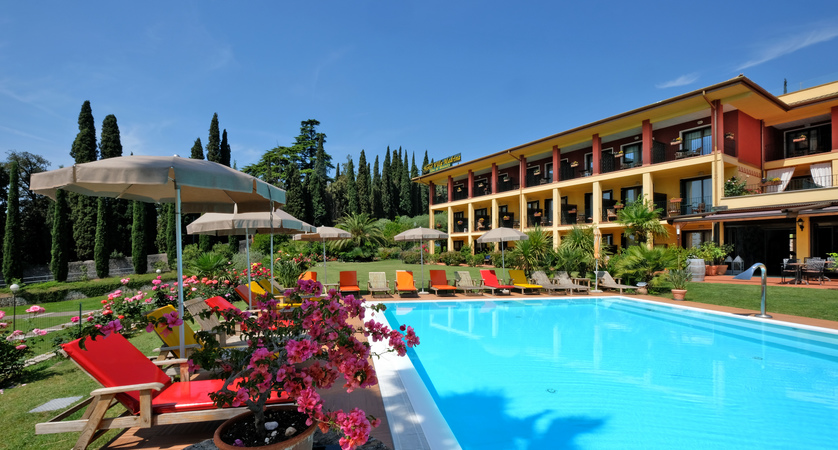 Villa Madrina Hotel | Holidays in Garda | Inghams