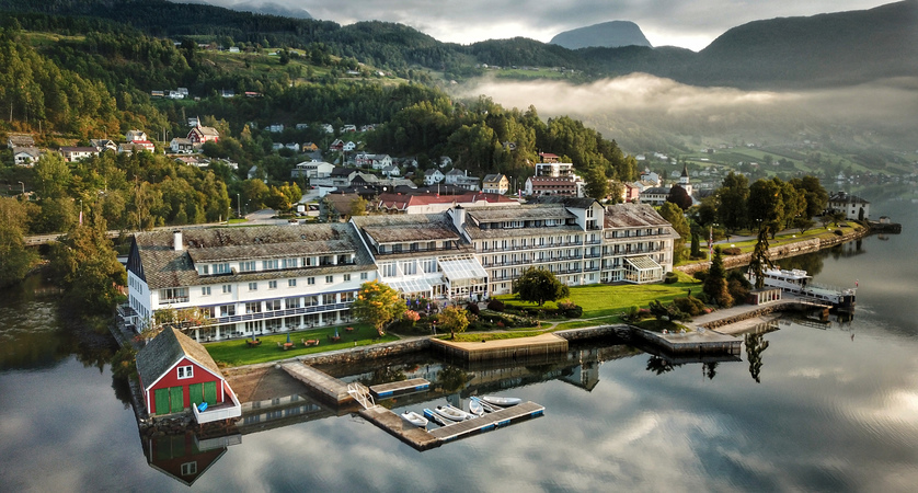 Brakanes Hotel, Ulvik Norway - Lakes & Mountains Holidays | Inghams