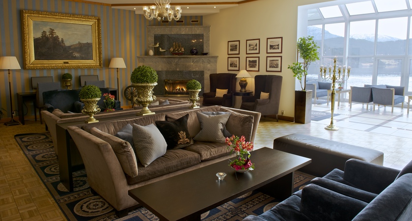 Brakanes Hotel, Ulvik Norway - Lakes & Mountains Holidays | Inghams