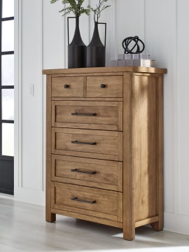 Kristiland-Exclusive Chest