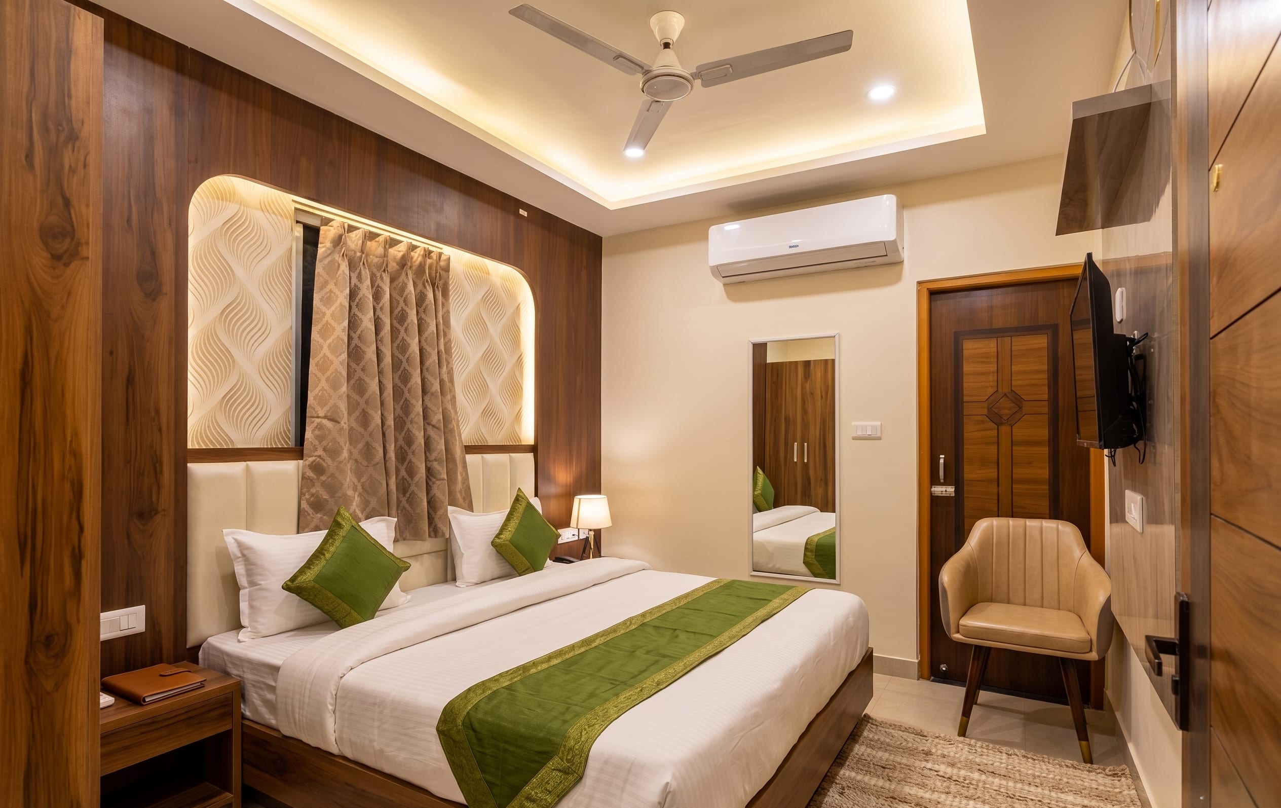 Super Deluxe Room