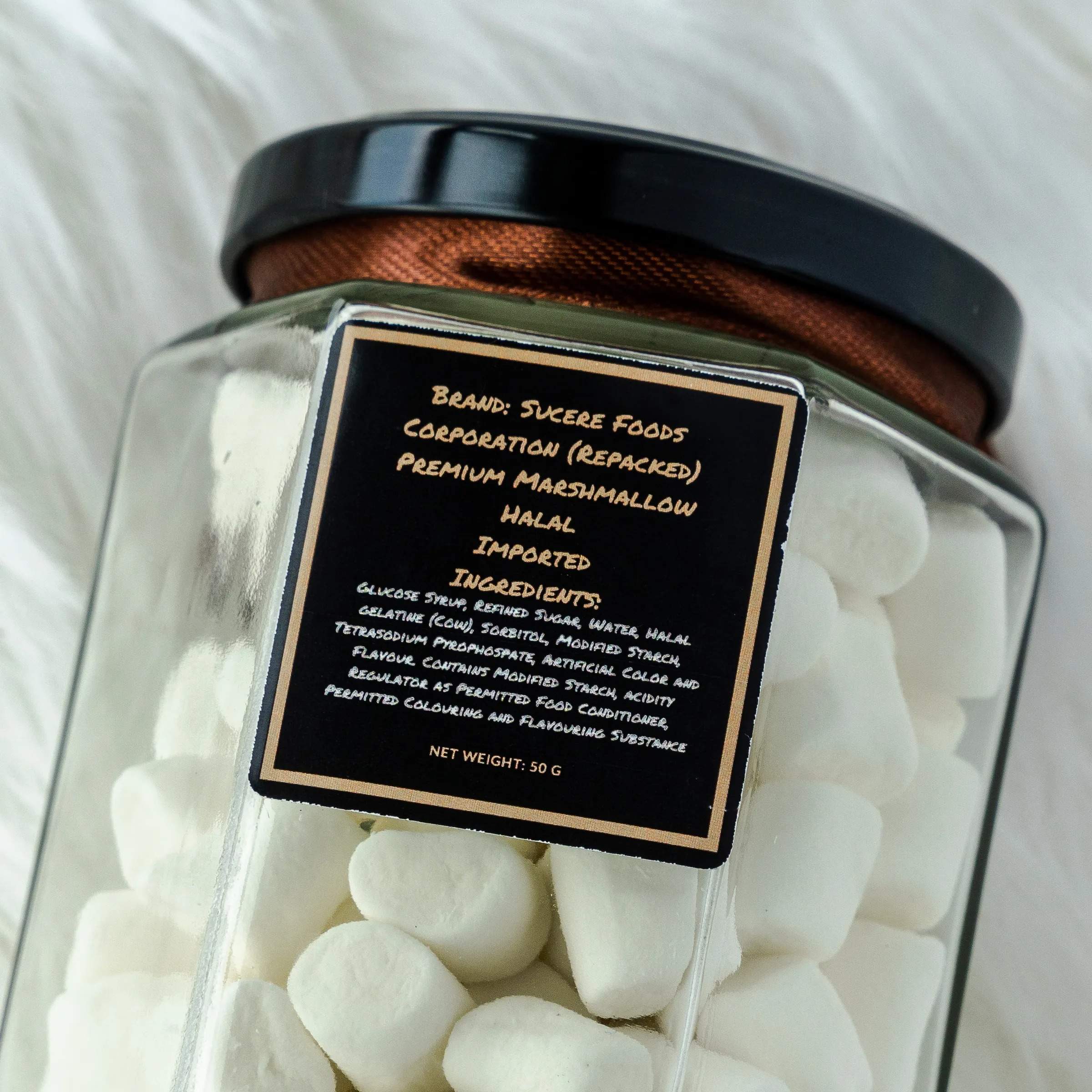 Classic hot cocoa box product photo square-9