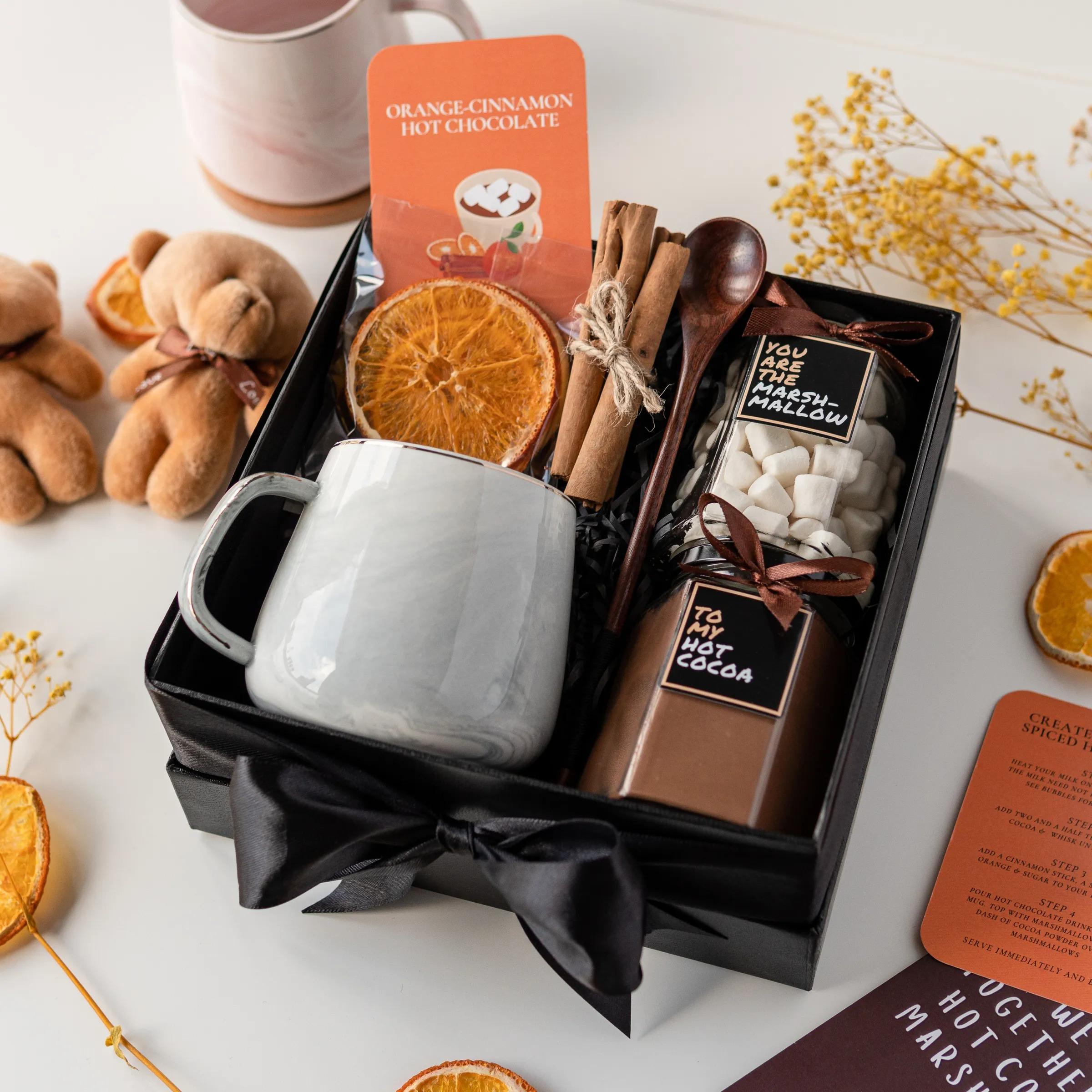 Spiced hot chocolate product photo square-7