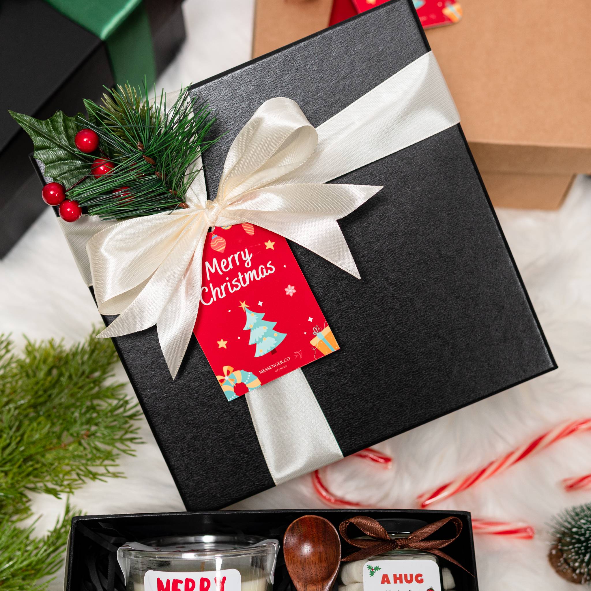 [messengerco] divine box - christmas gift box product photo square-2