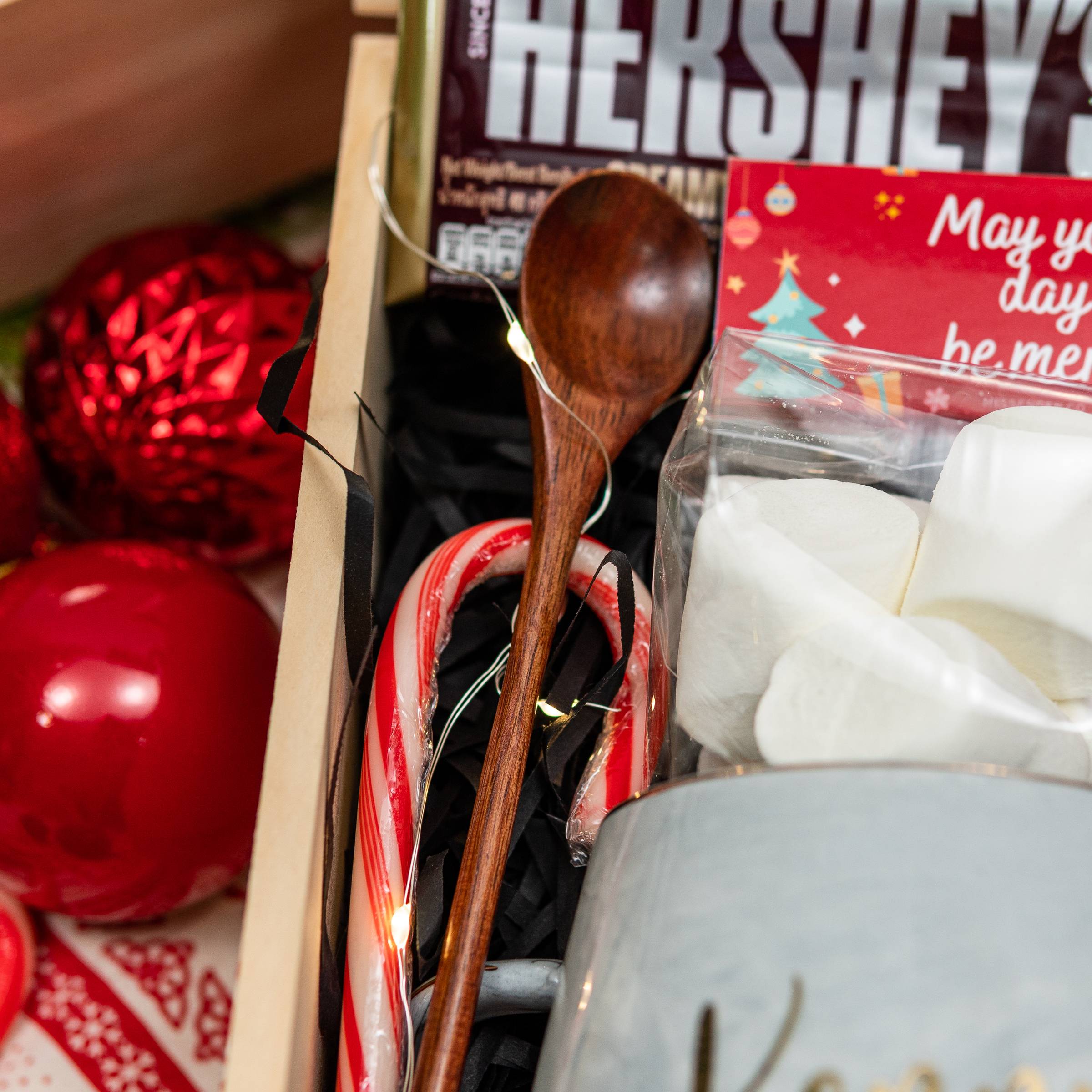 [messengerco] lavish box - christmas gift box product photo square-2