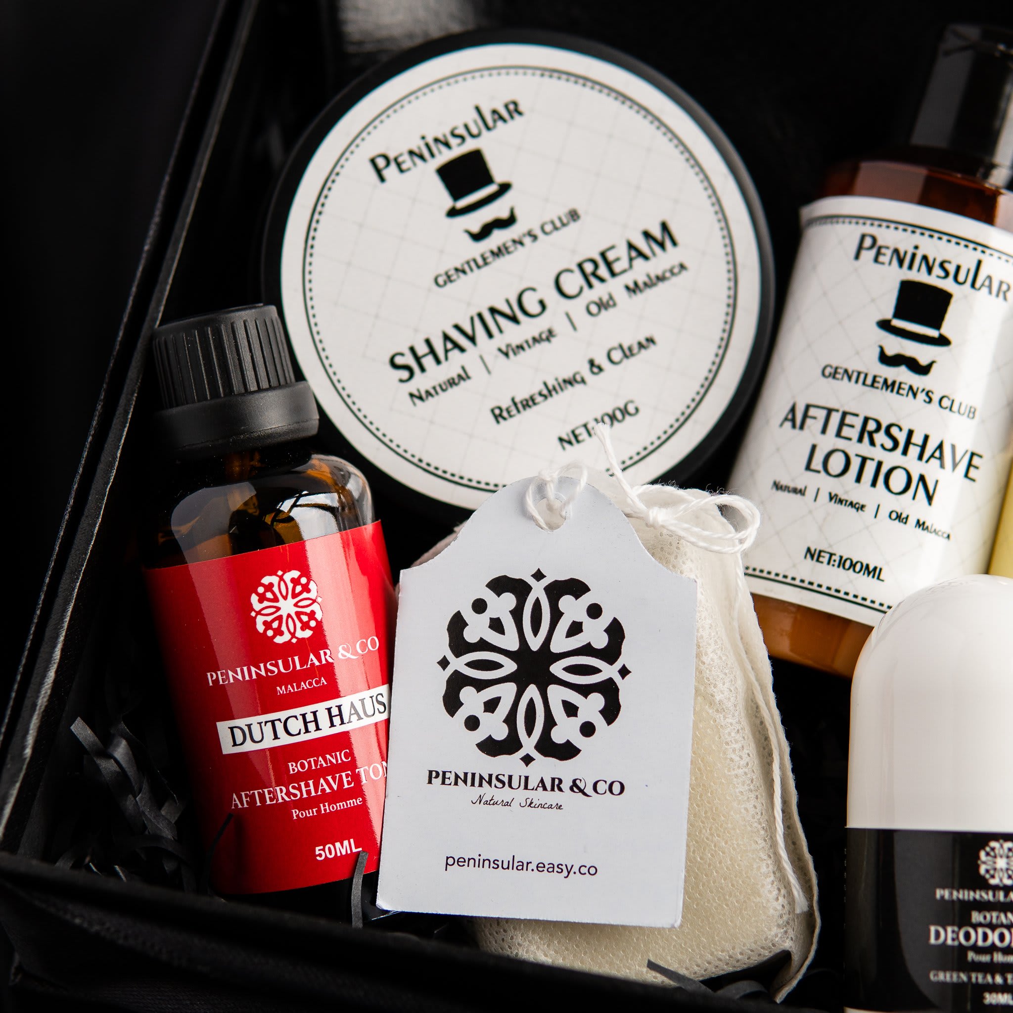 Sleek box product photo square-3