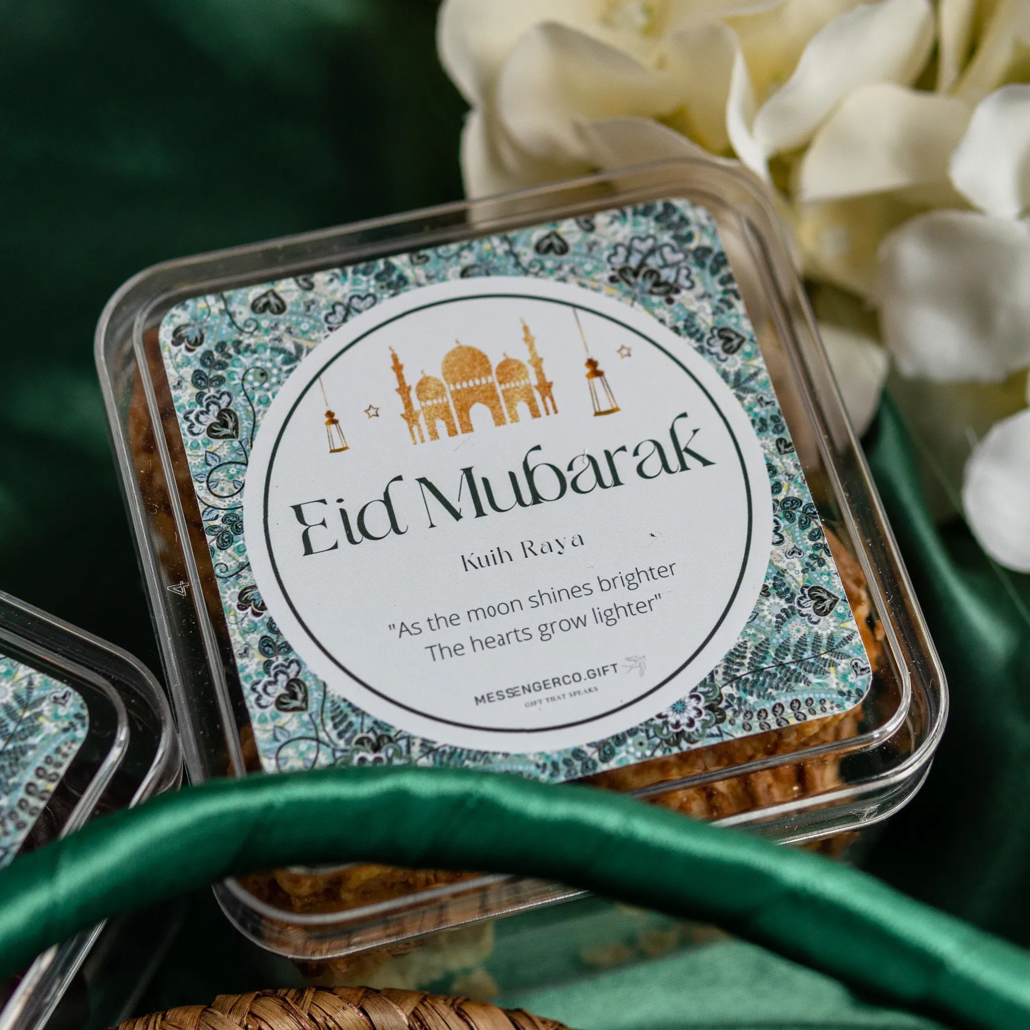 Raya gift set - beautiful raya product photo square-7