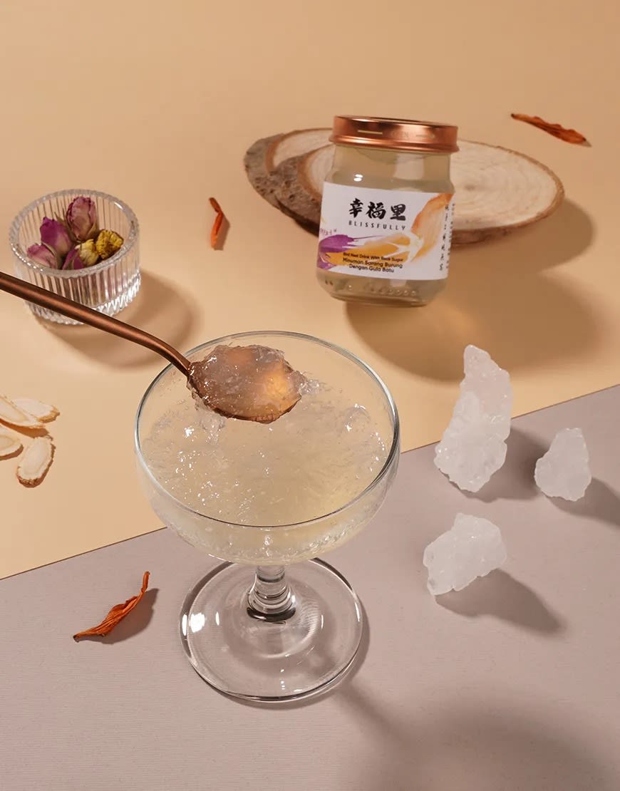 Luxury bird's nest gift bag from blissfully - set 1 product photo portrait-6