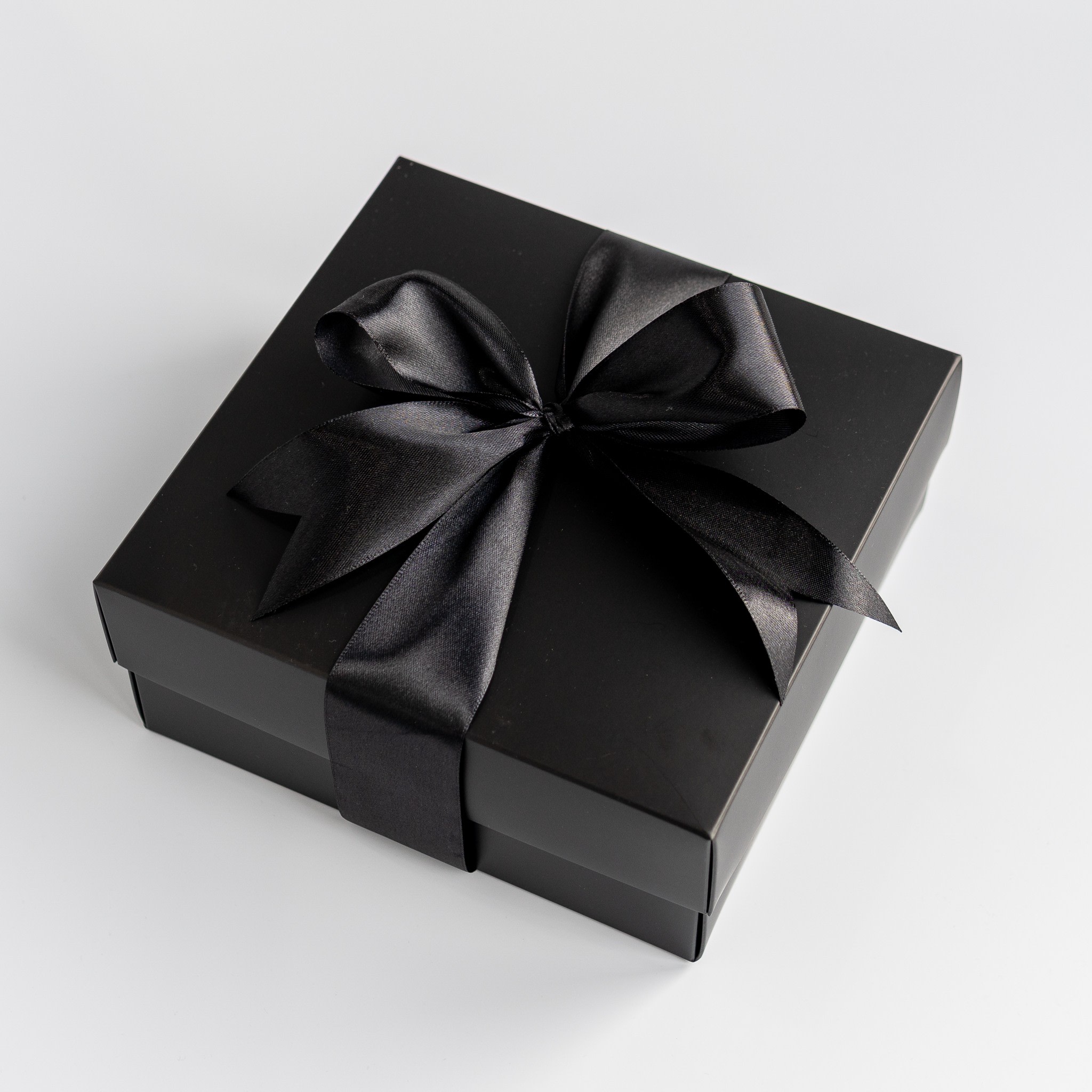 Name engraved personalised thermos bottle product photo square-5