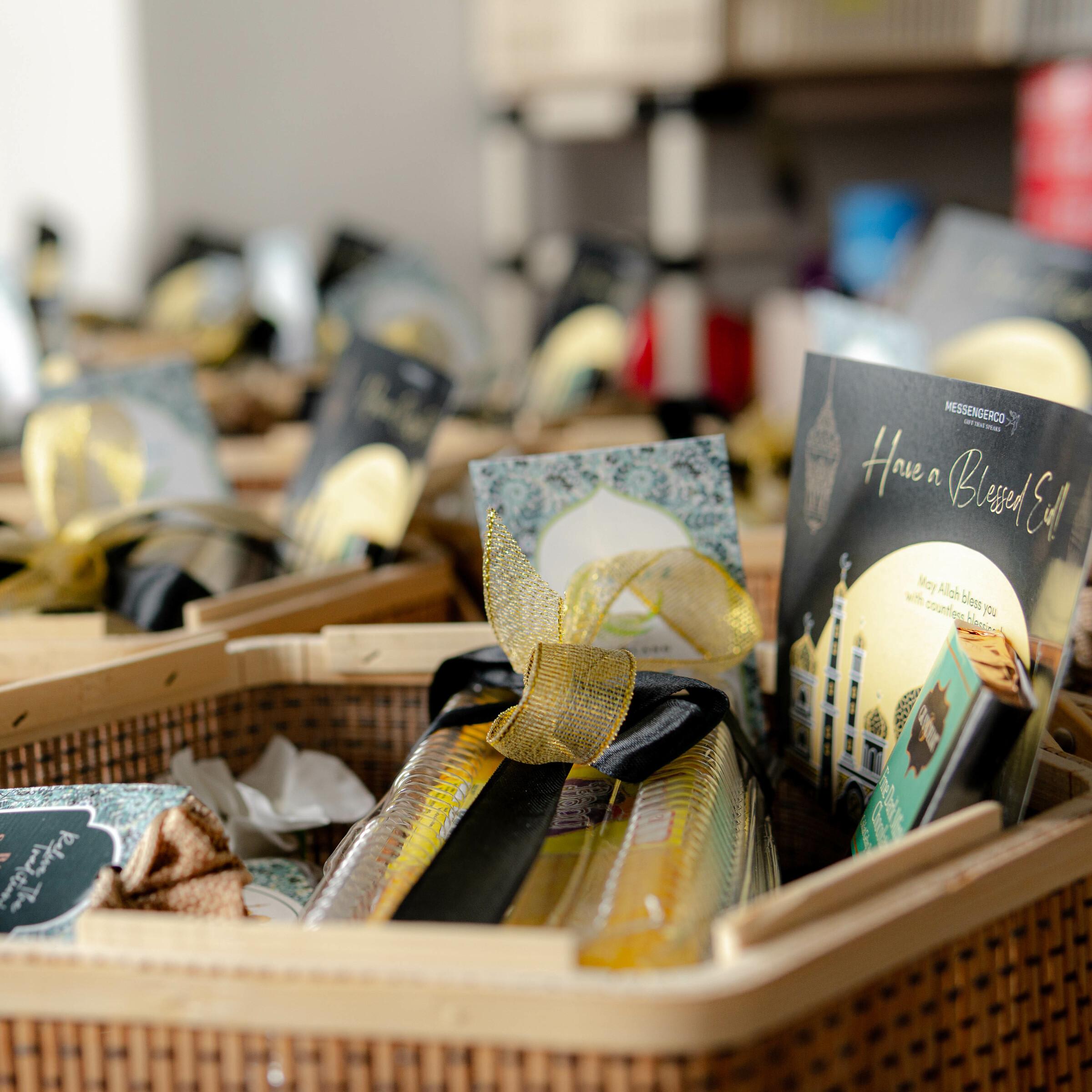 Raya staff _ client corporate gift set - port klang free zone product photo square-2