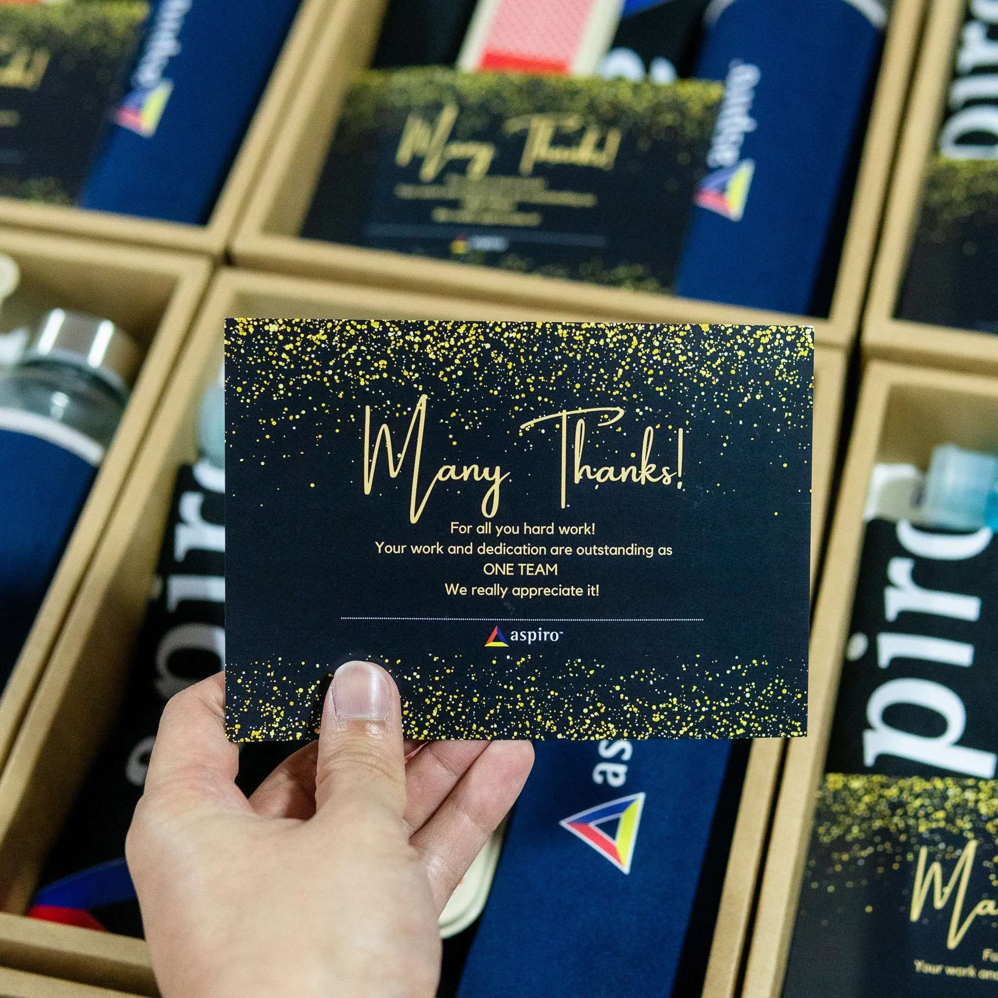 Welcome gift set - accenture aspiro product photo square-2