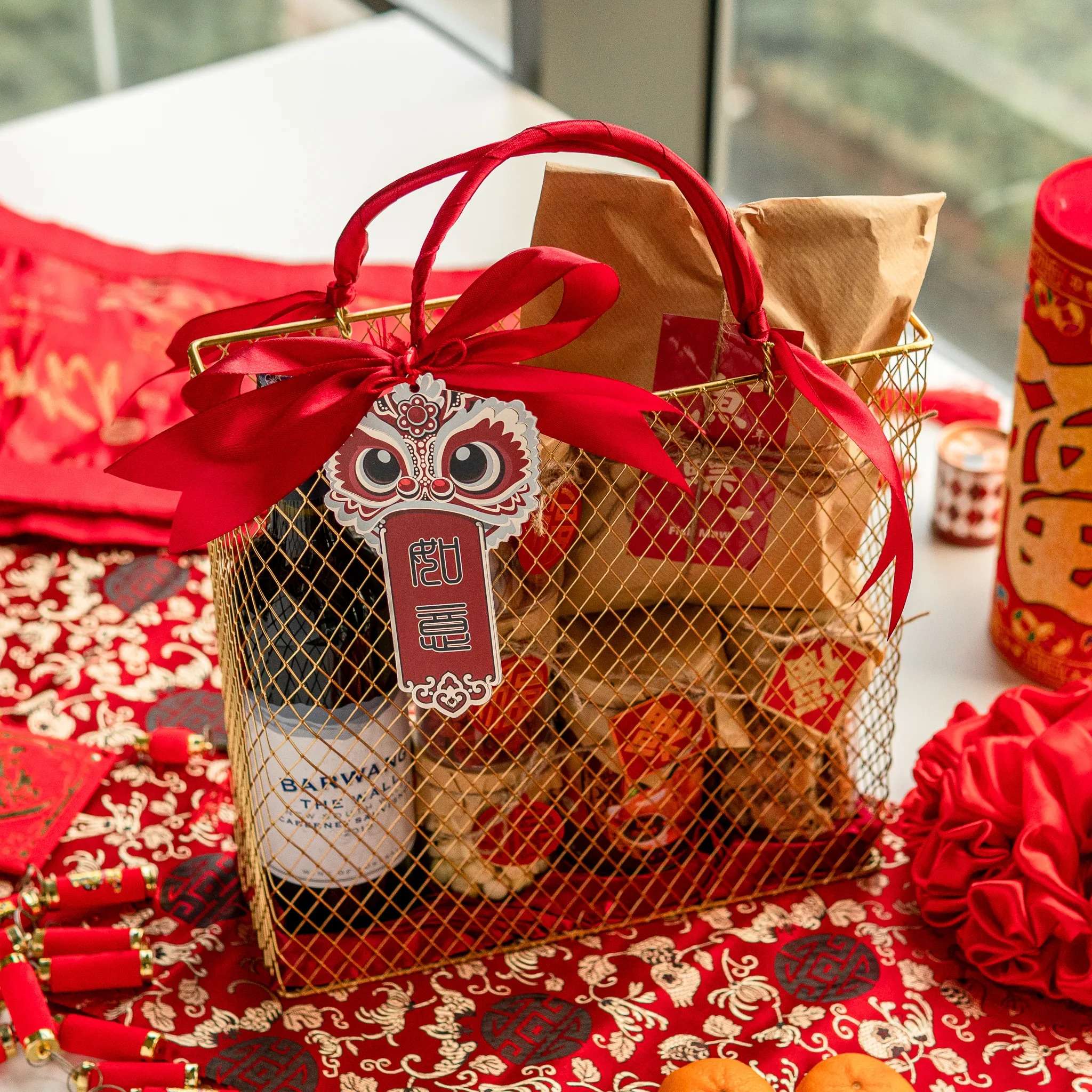 Chinese new year cny gift set - huawei product photo square-2