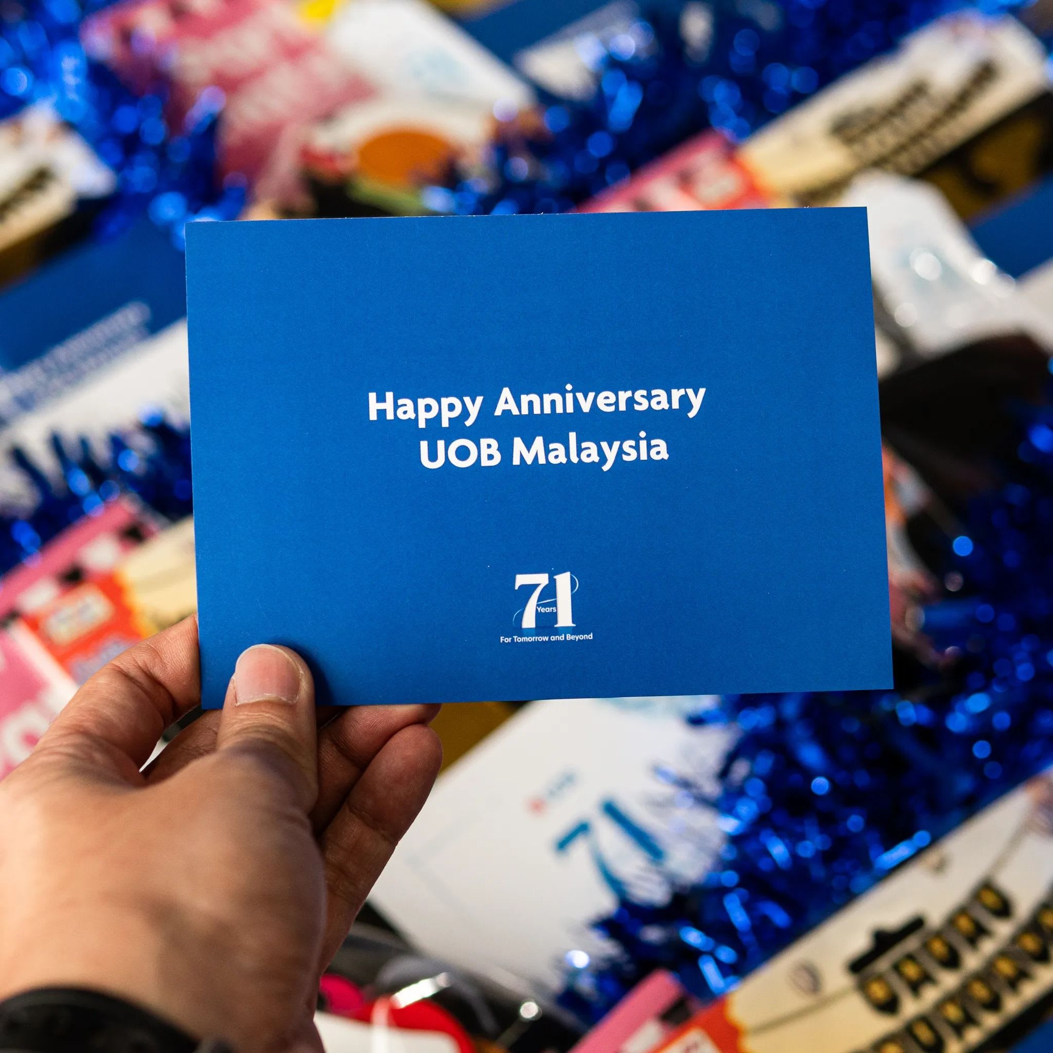 Company birthday party gift set - uob product photo square-4