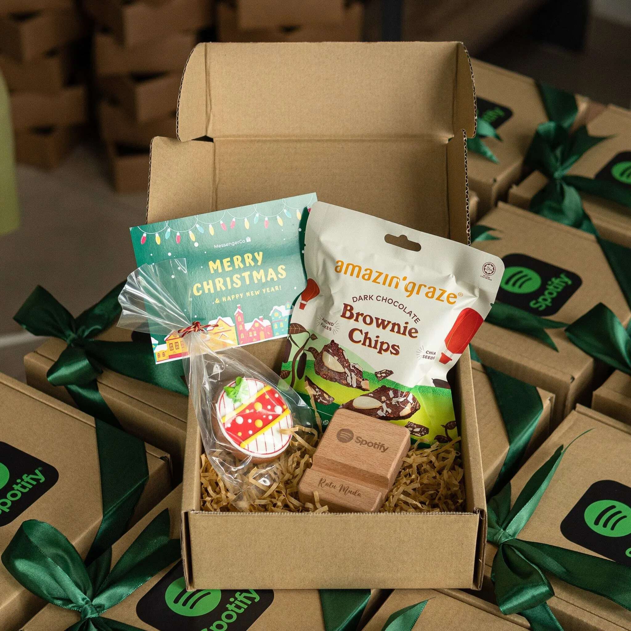 Christmas gift set - spotify product photo square-3