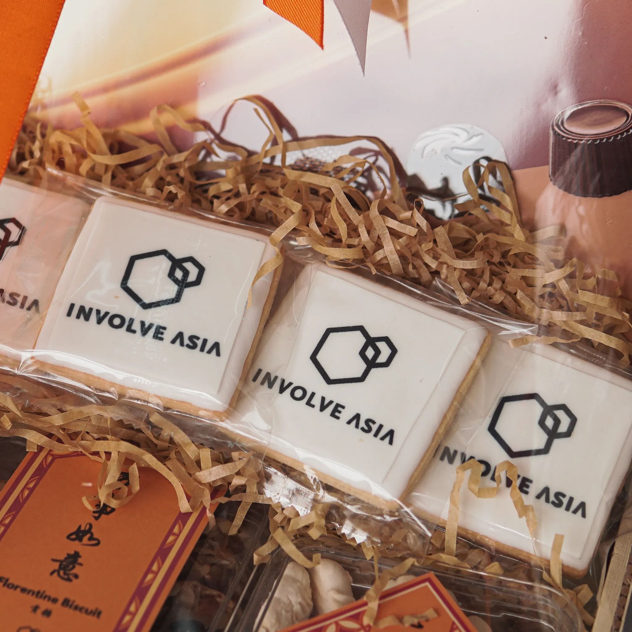 Cny gift hamper for involve asia product photo square-2