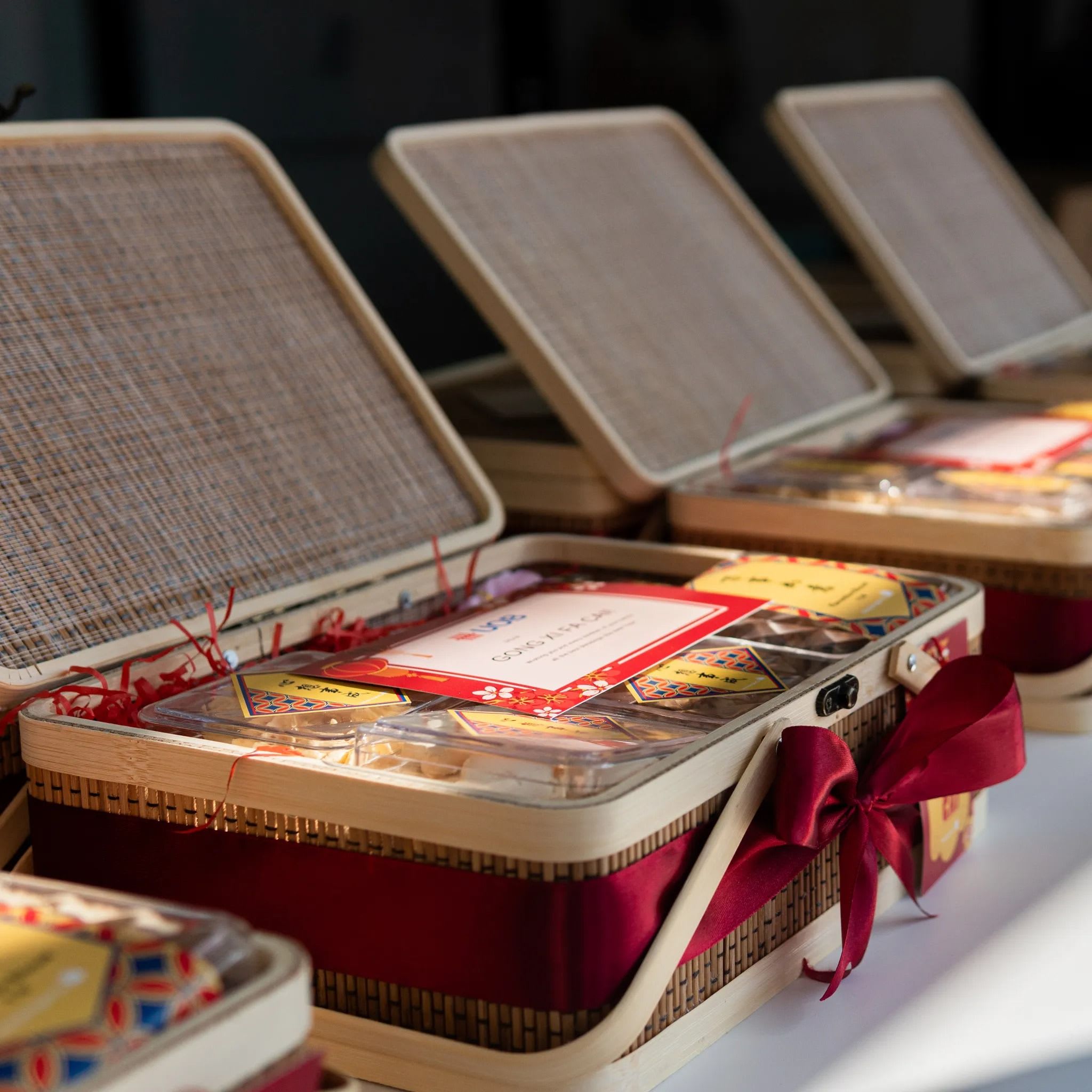 Chinese new year cny gift set - uob product photo square-2