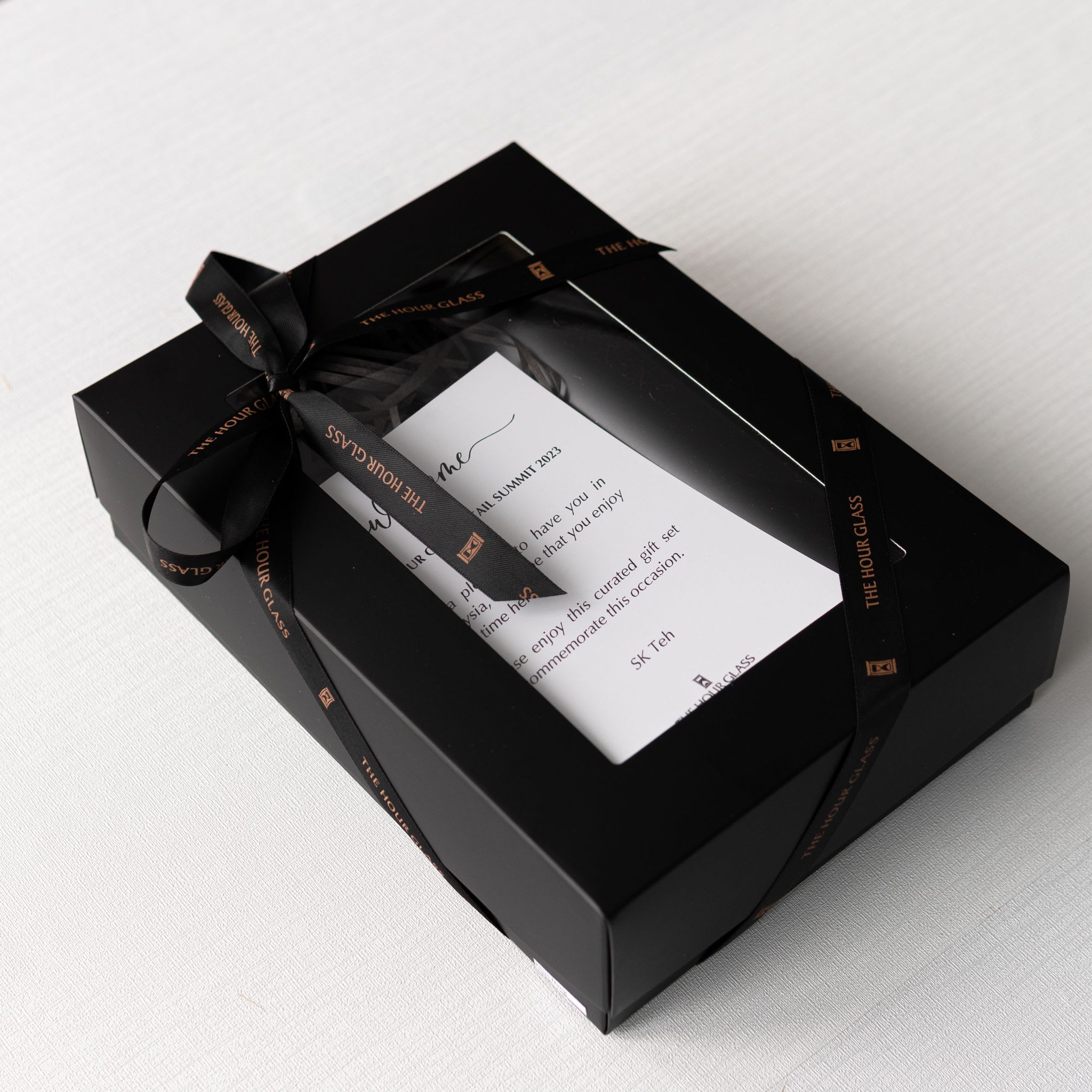 Client gift set - the hour glass product photo square-9