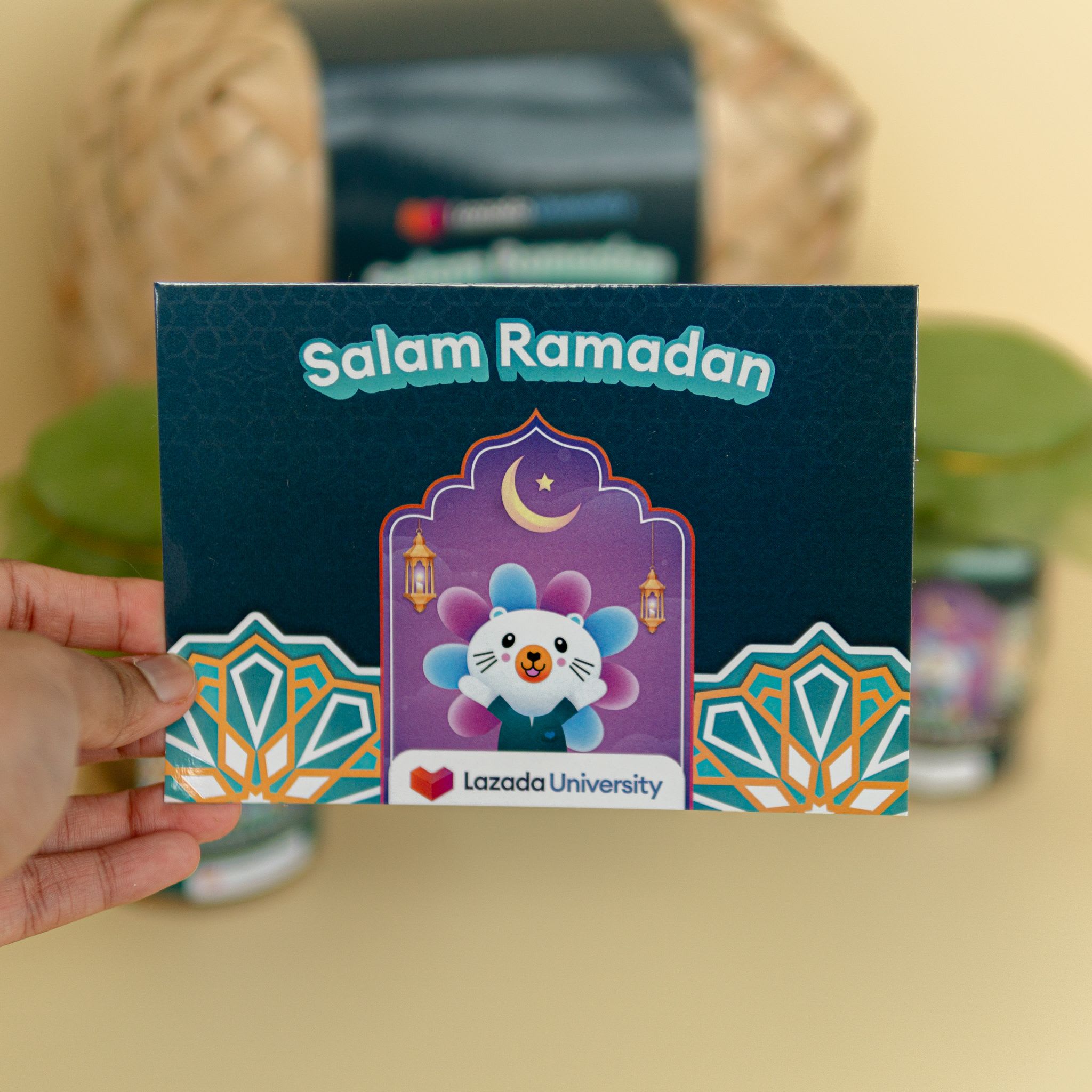 Raya gift set - lazada product photo square-5